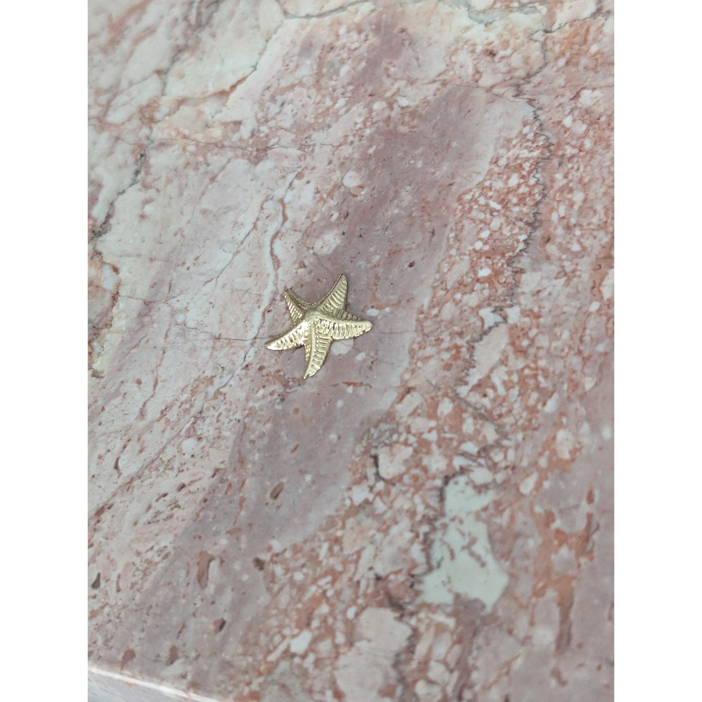 Estate Unmarked 14k Yellow Gold Tiny Dainty Starfish Charm NEEDS BAIL