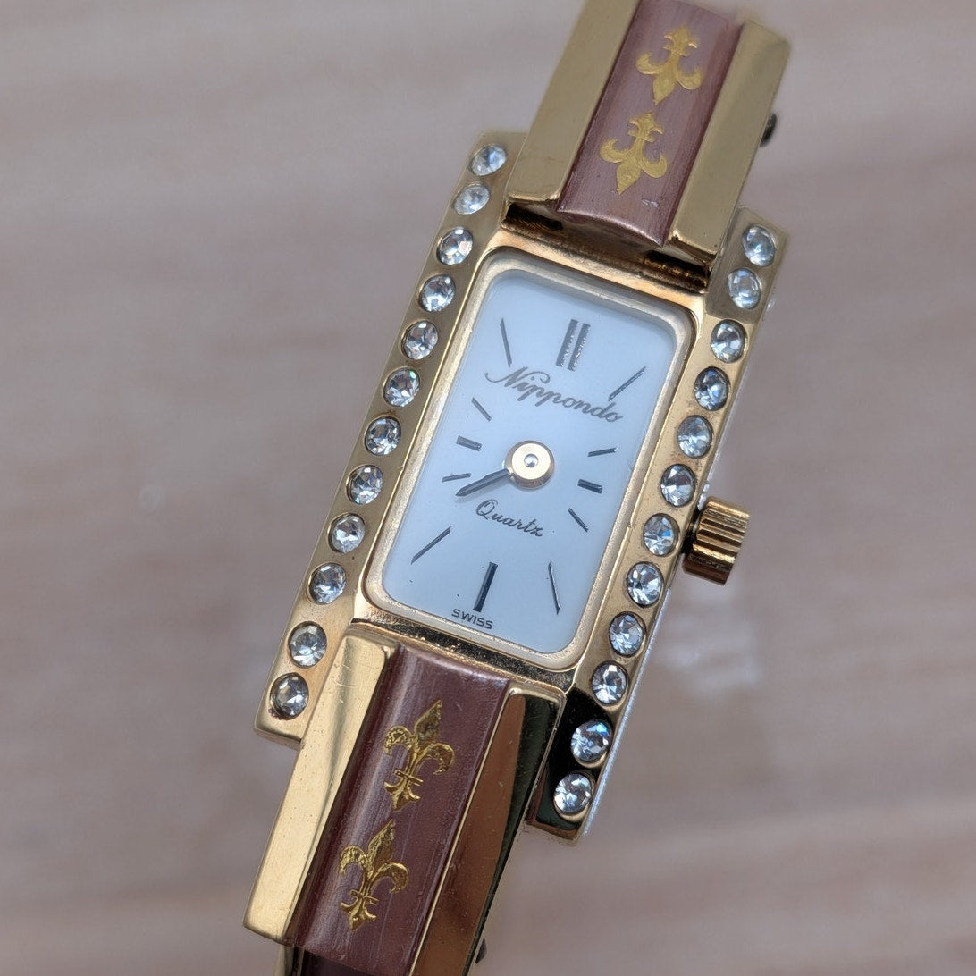 Vintage Nippondo Gold Tone Dainty Manual Watch Pink Enamel Fleur De Lis Accents