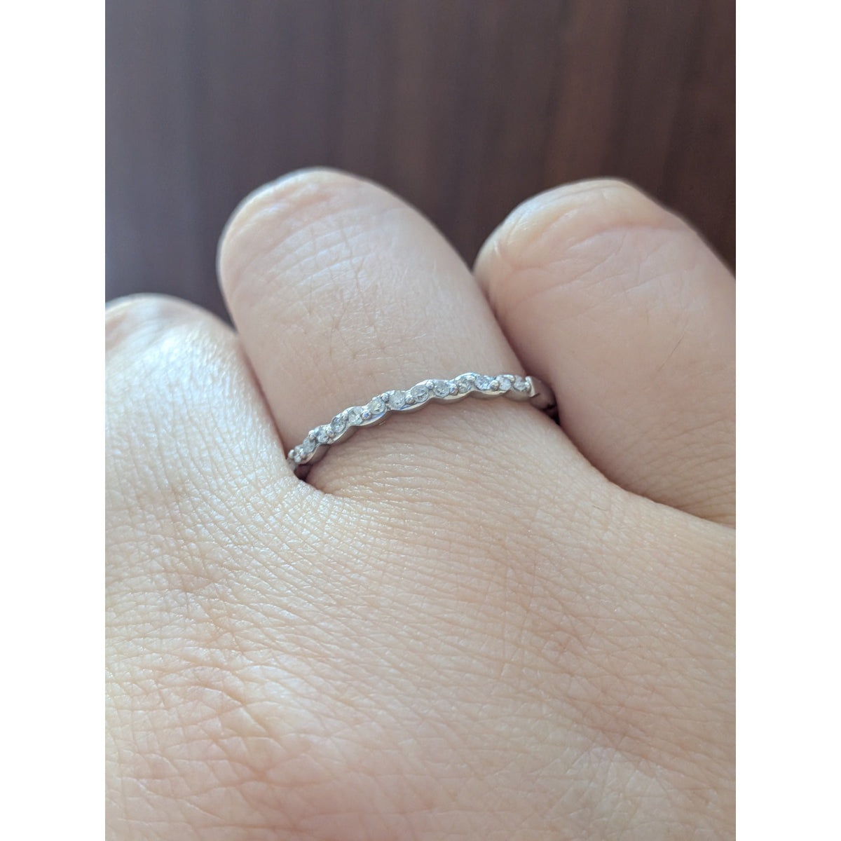 Preowned 10k Solid White Gold Dainty Wave Stacker Ring Size 8 Diamond Accents