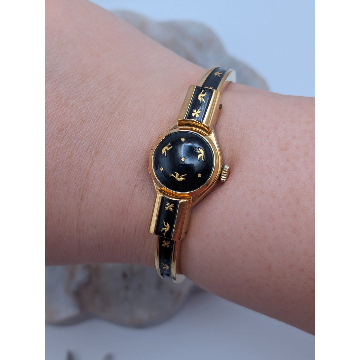 Vintage Consul MANUAL Gold Tone Peekaboo Watch Black Enamel Gold Birds & Flowers