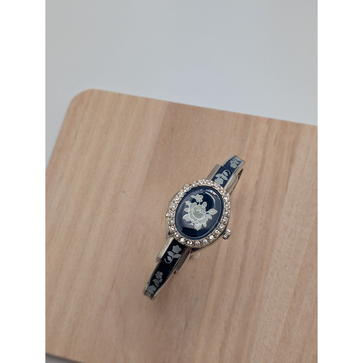 Vintage Andre Mouche Silver Tone Peekaboo Watch Blue Enamel White Flowers w/Box