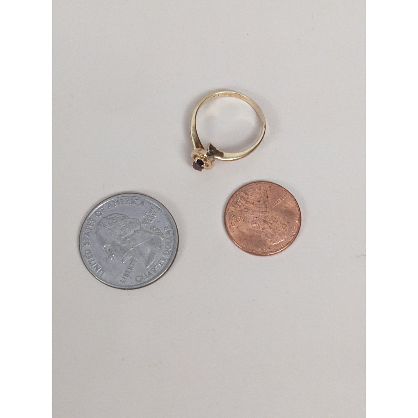 Vintage 14k Yellow Gold Ring with Marquise Red Stone Size 6.5