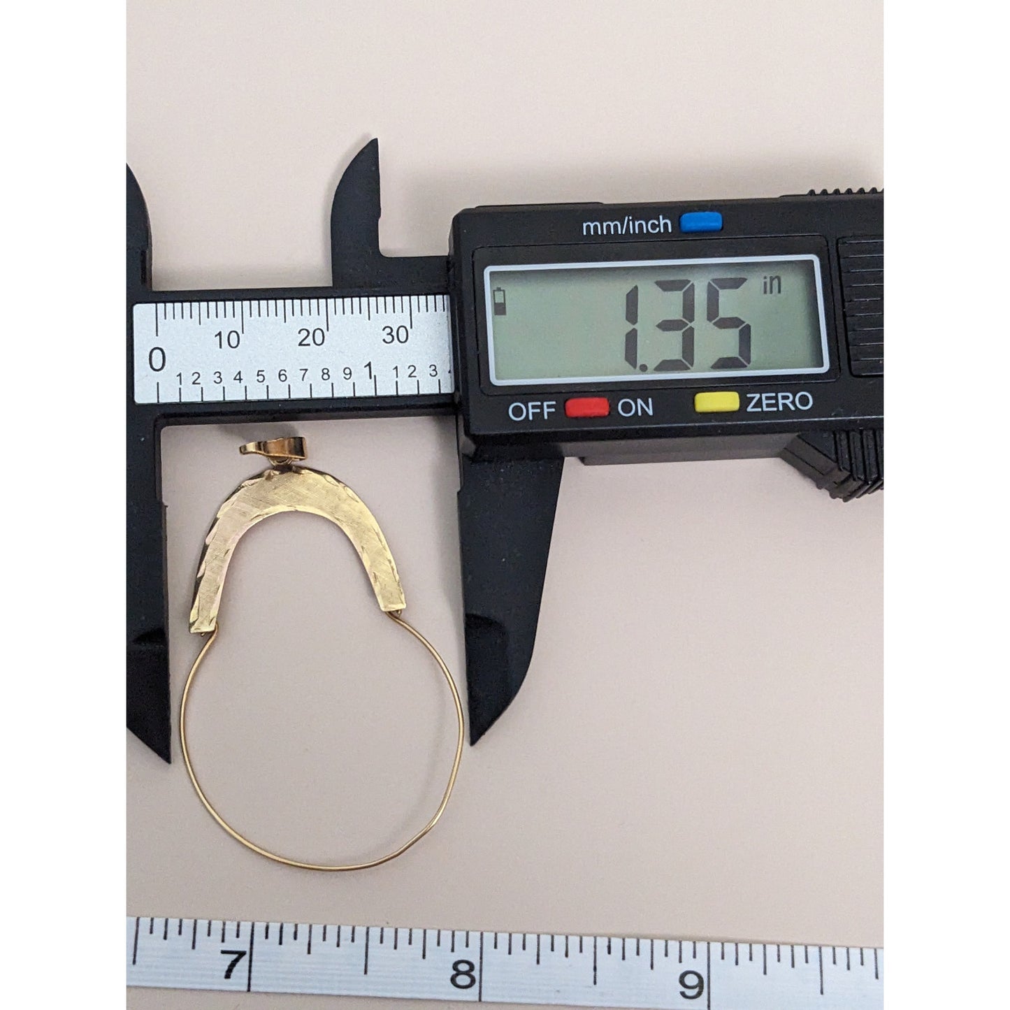 Vintage 14k Yellow Gold House Shoe Charm Holder Pendant