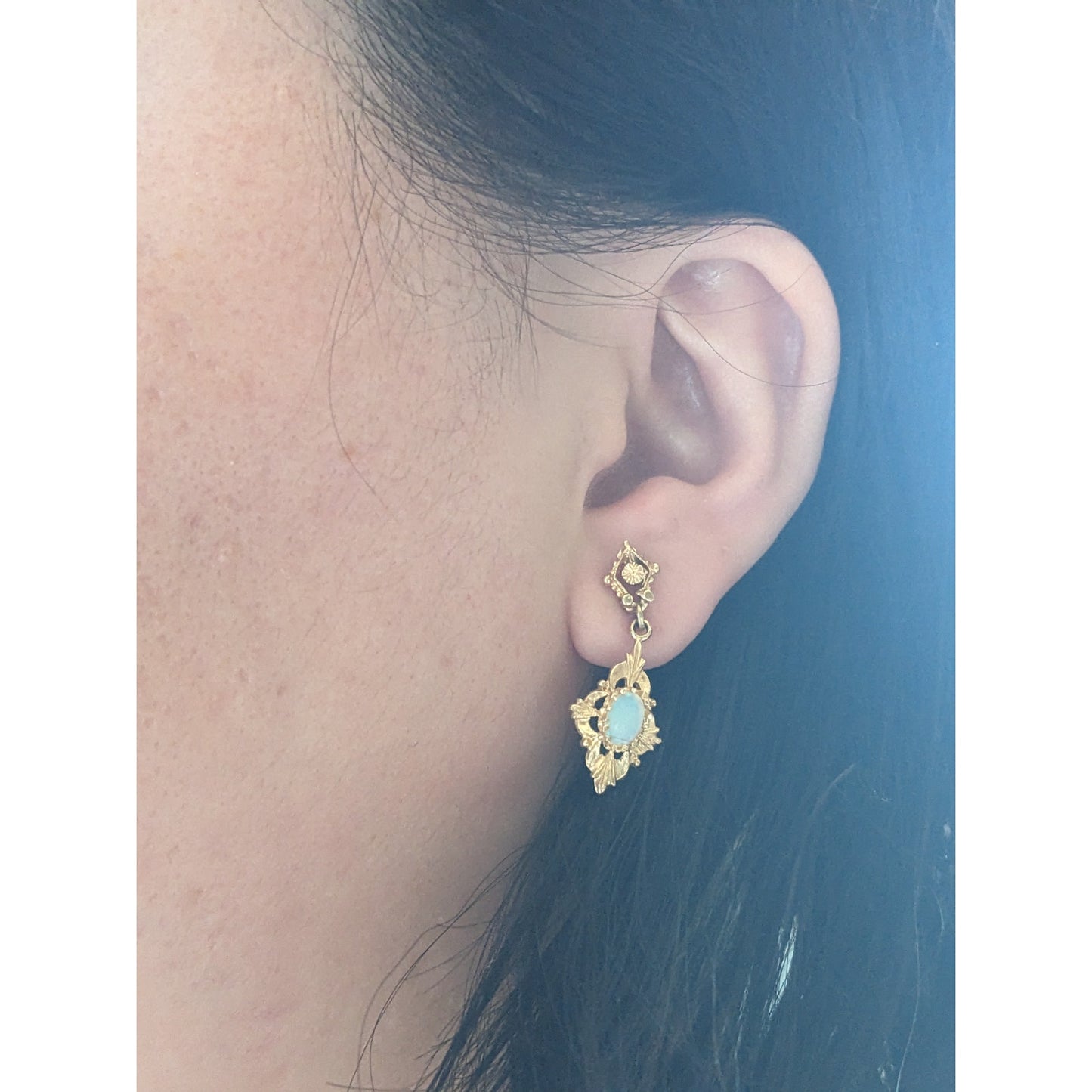 Vintage 14k Yellow Gold with Lab Opals Drop Dangle Earrings