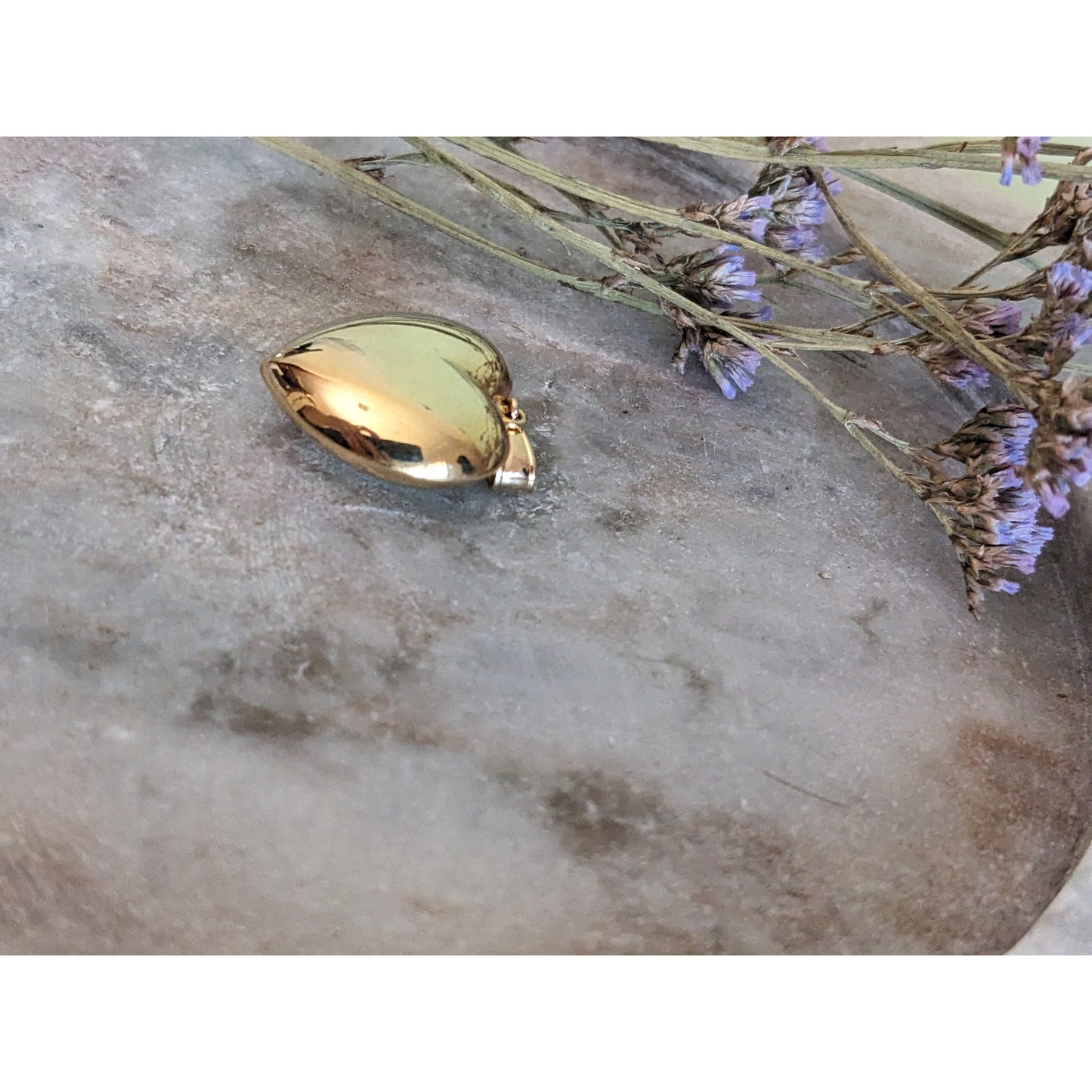 Vintage 14k Yellow Gold Puffy Hollow Heart Charm/Pendant