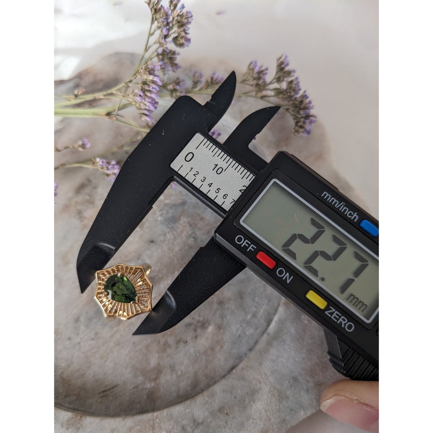 Vintage 14k Yellow Gold Green Tourmaline Ring Suze 7US