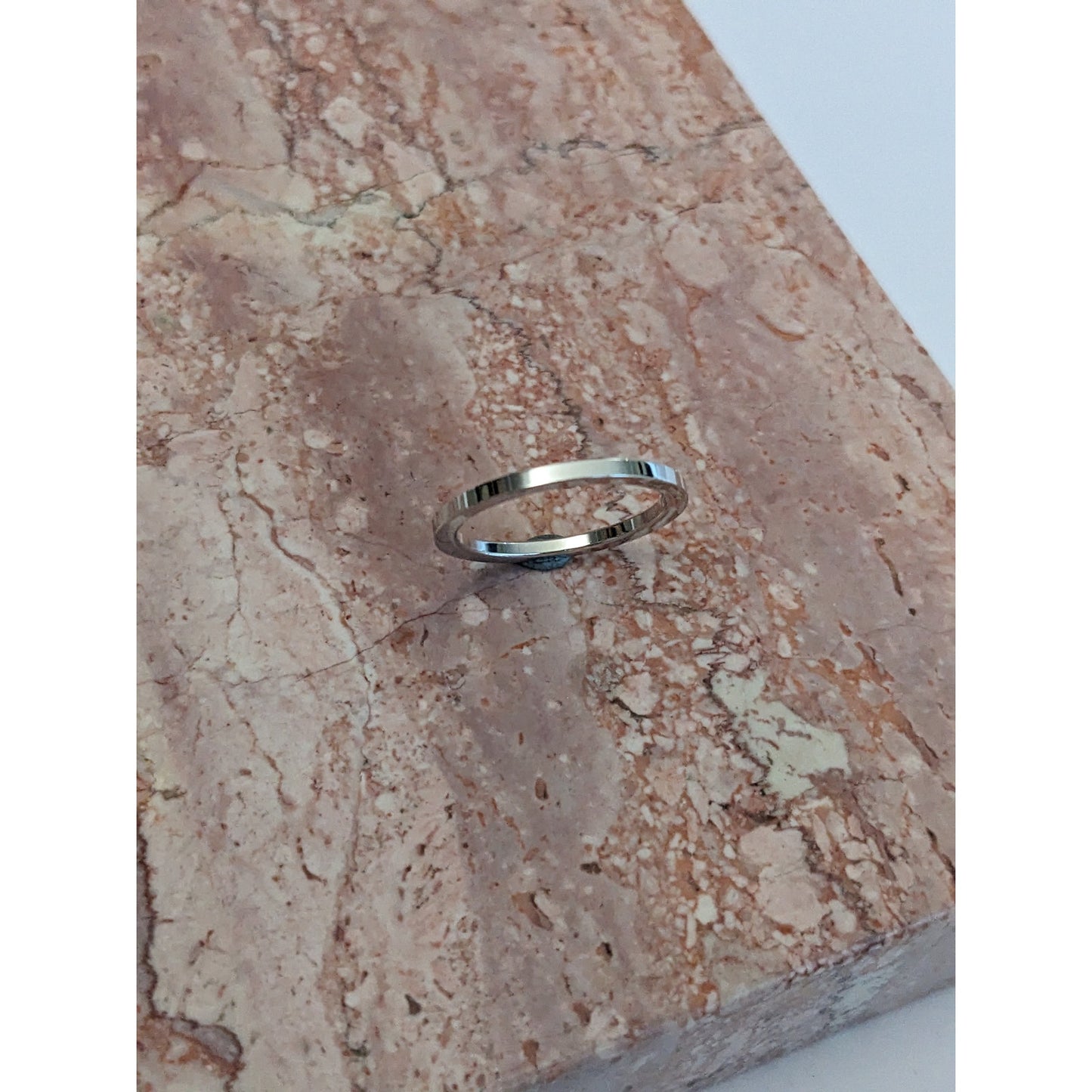 Estate 14k White Gold Simple Thin 1.5mm Flat Wedding Band Ring Size 6
