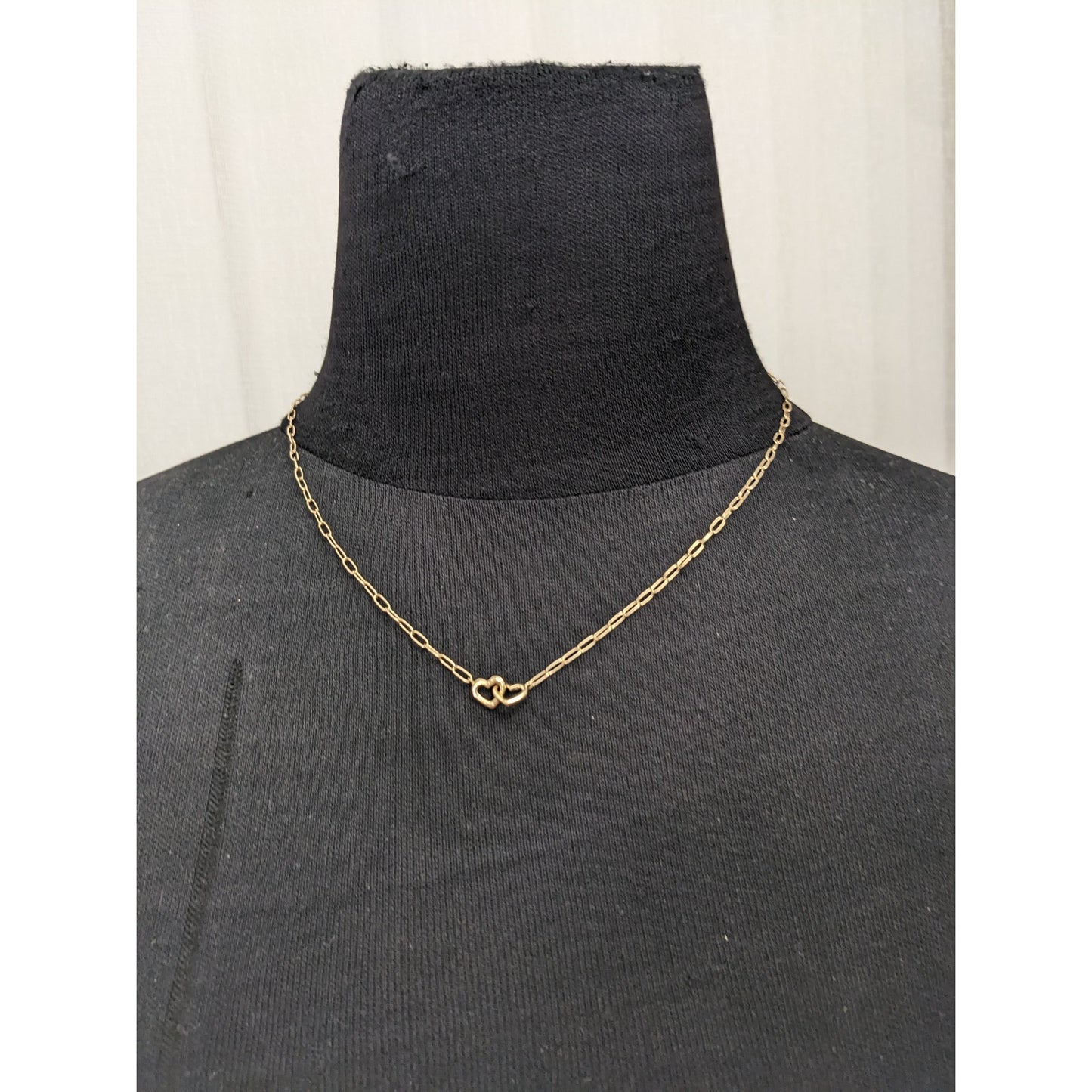 Preowned 14k Yellow Gold Paper Clip Necklace with Interlocking Hearts 17.5in