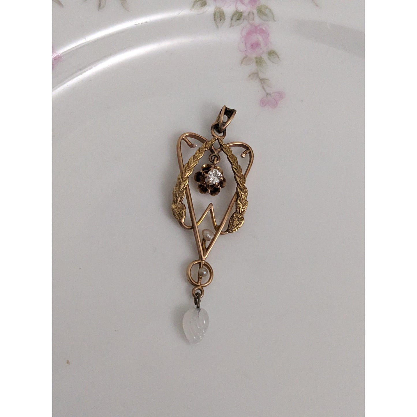 Antique Vintage Unmarked 10k Yellow Gold Glass & Seed Pearl Pendant