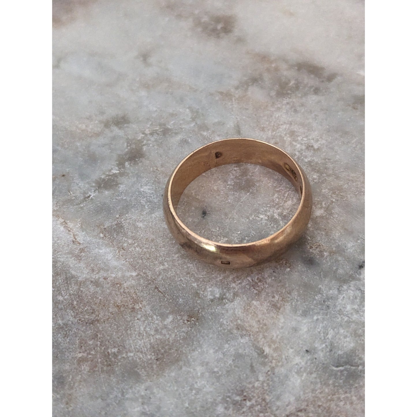 Vintage 14k Gold Simple Hollow Wedding Band Ring Size 9.75 (DENTED)