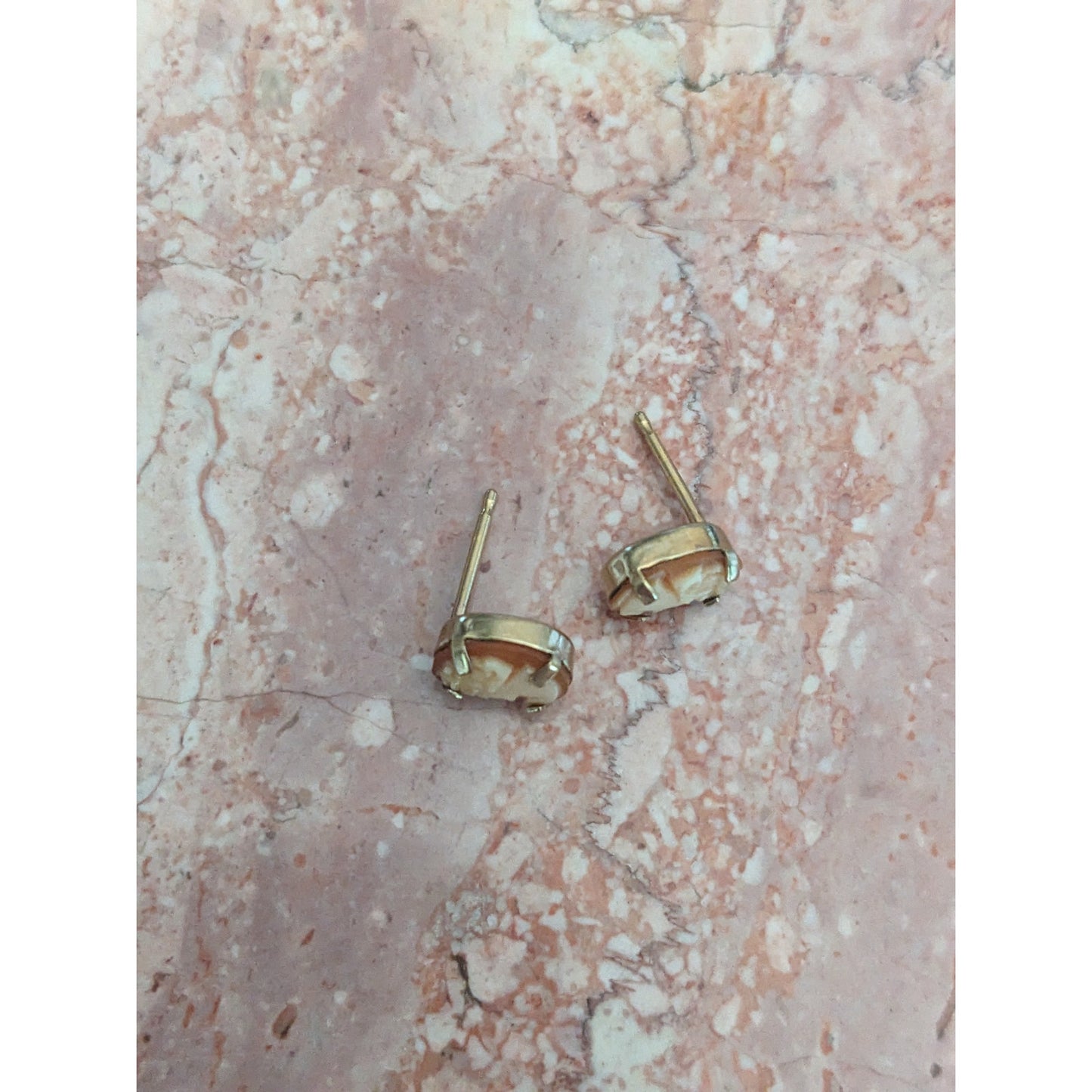 Vintage 10k Yellow Gold Cameo Carved Portrait Stud Earrings