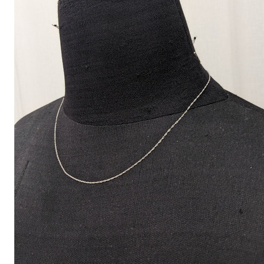 Vintage 10k White Gold Dainty 0.9mm Thick Simple Chain Necklace 18in