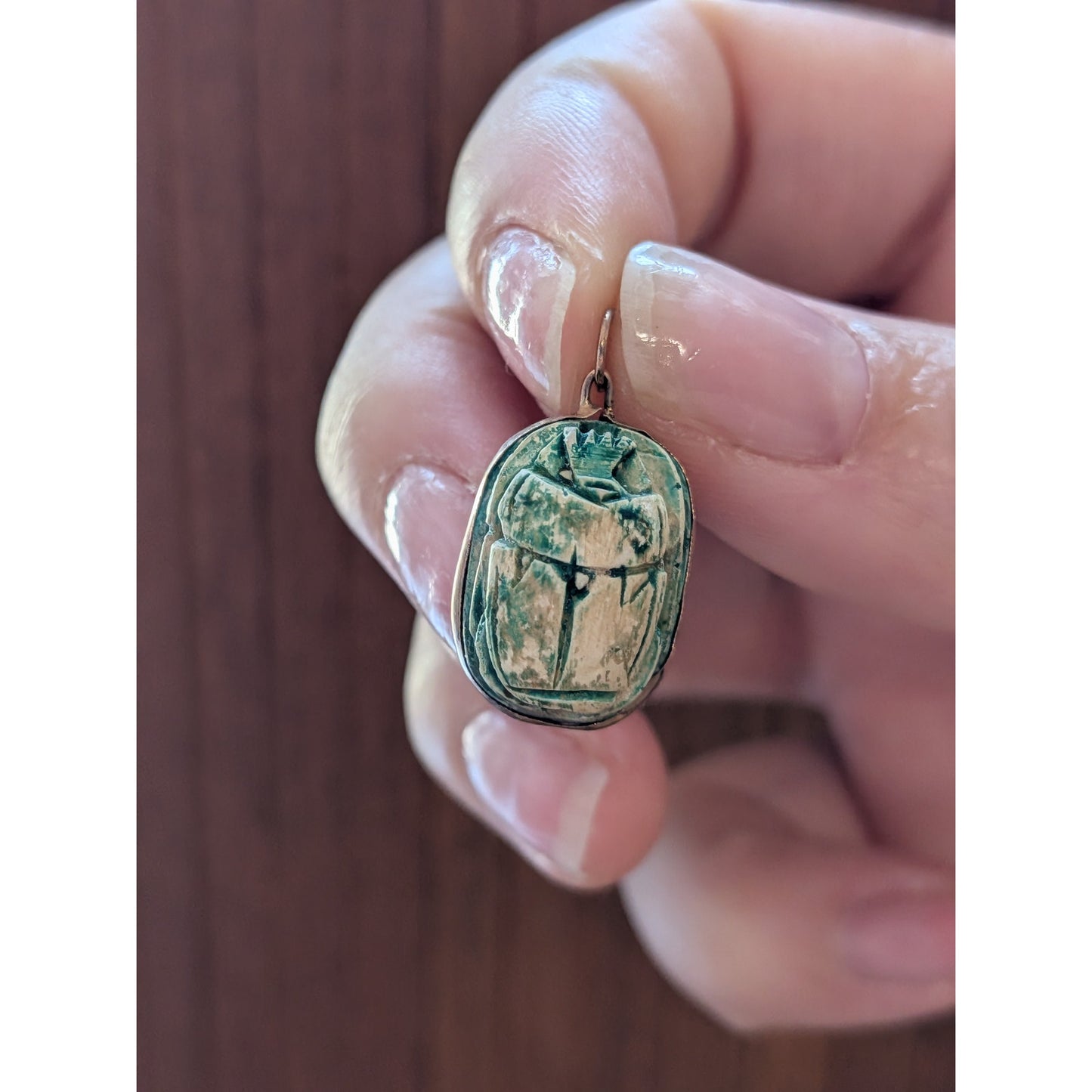 Vintage 10k Unmarked Carved Scarab Beetle Charm Pendant