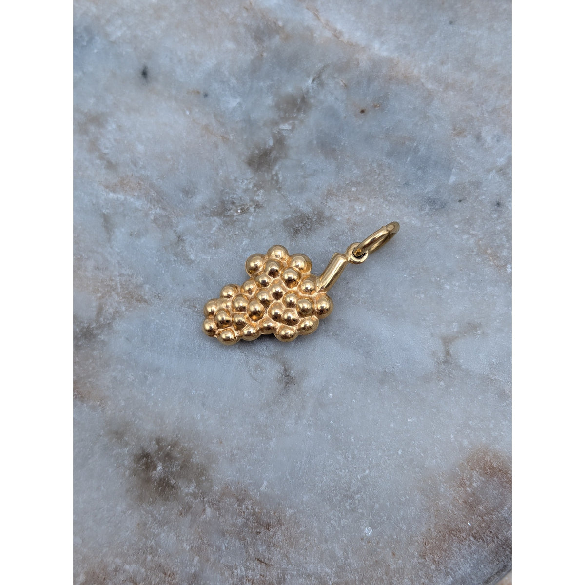 Vintage Unmarked 18k Solid Gold 3D Grape Cluster Charm w/ Jump Ring (open)
