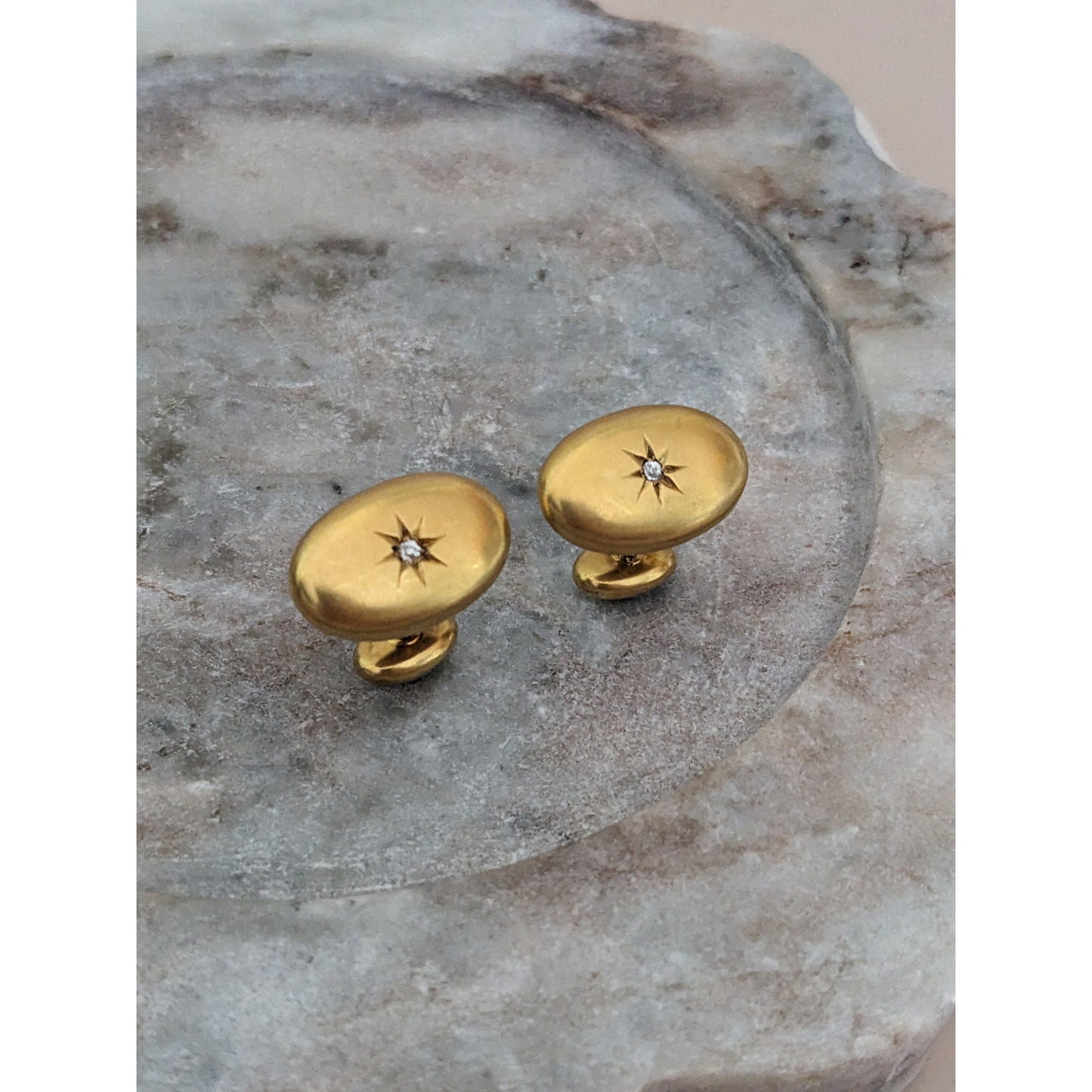 Vintage Unmarked 10k Yellow Gold Cuff Links with Tiny Starburst Diamond Accent