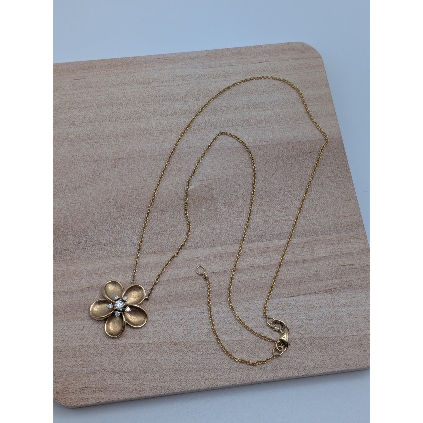 Estate 14k Gold Diamond Flower Pendant Necklace w/ Extender 16 or 18in