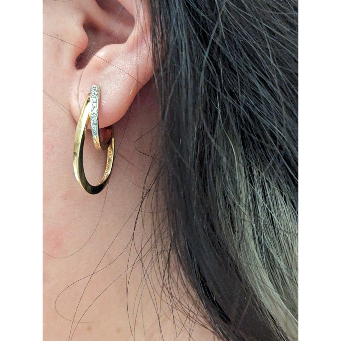 Vintage 14k Yellow Gold Intricate Diamond Accent Twist Hoop Earrings