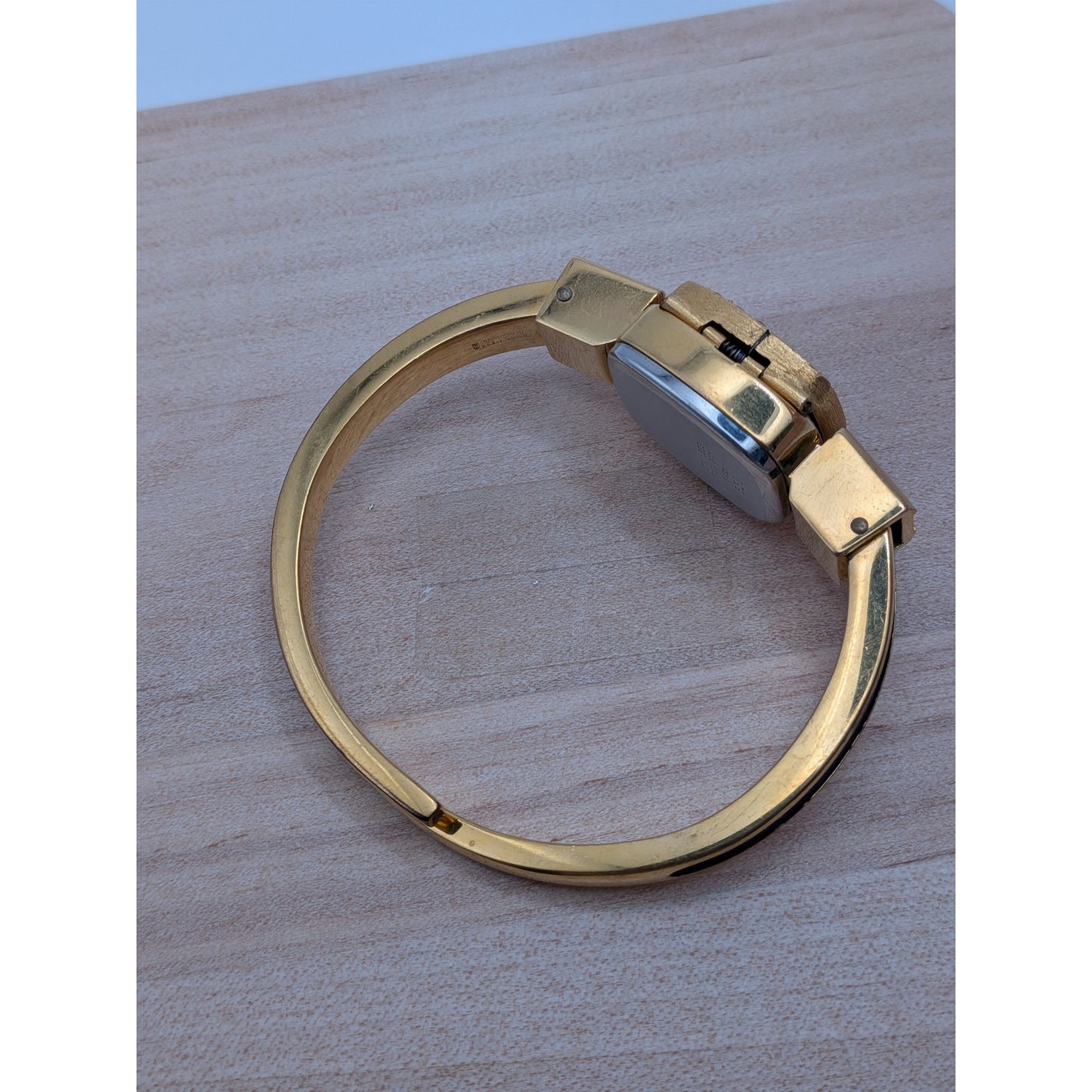 Vintage Chandler Gold Tone Peekaboo Manual Watch Blue Enamel Gold Flowers