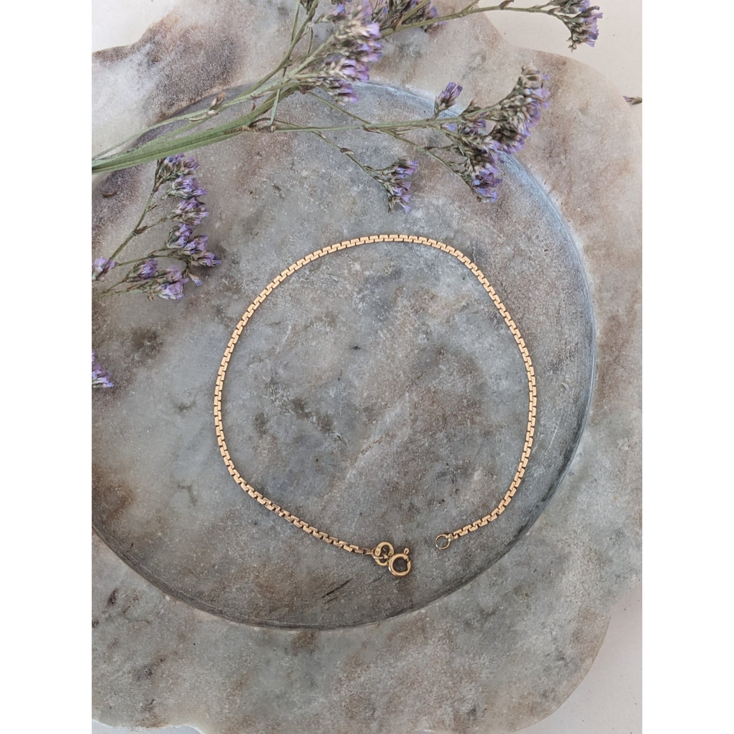 Estate 14k Italy Solid Yellow Gold Thin Herringbone Chain Bracelet