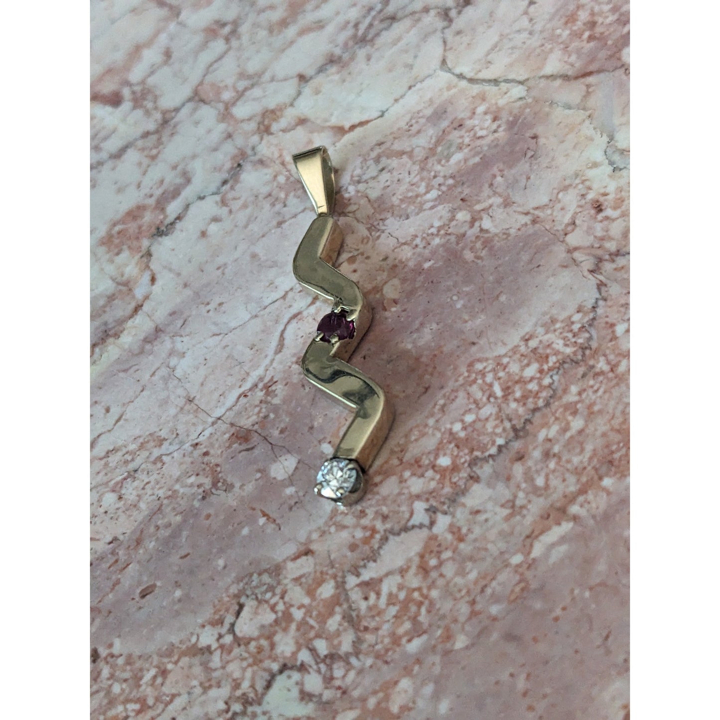 Vintage Unmarked 12k Gold Wavy Squiggle Pendant with Ruby and Diamond (Chipped)