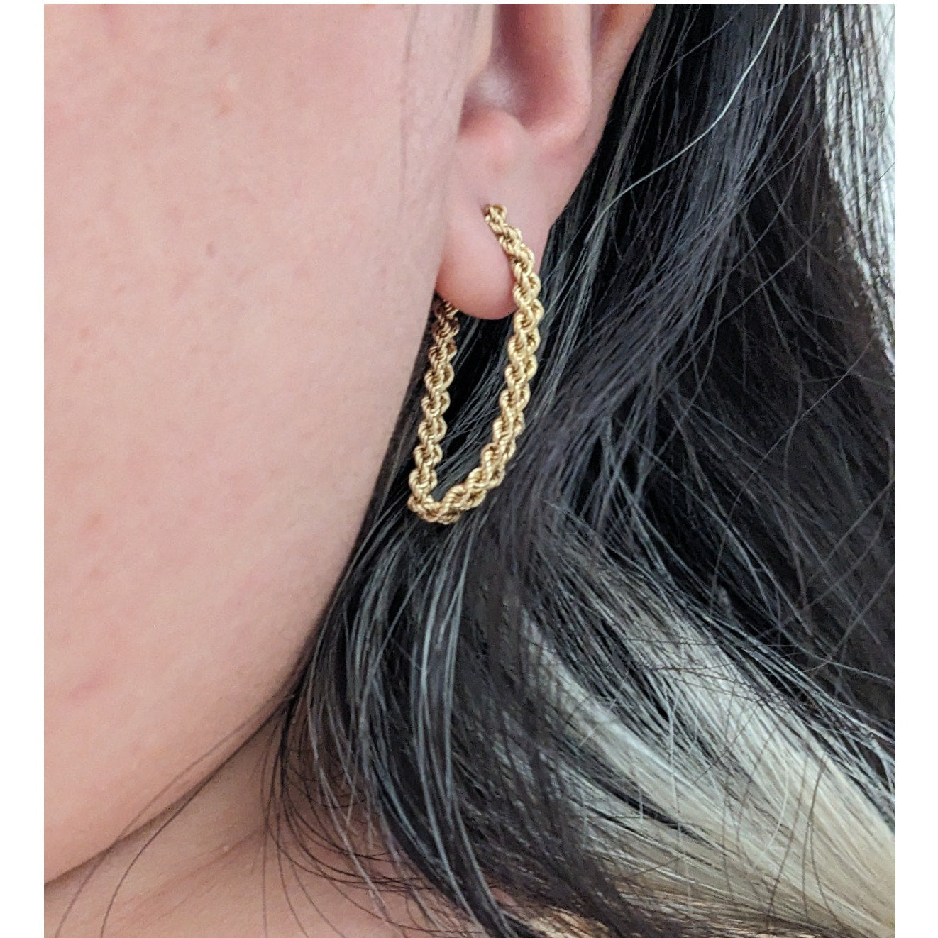 Vintage 14k Yellow Gold Rope Chain Loop Earrings