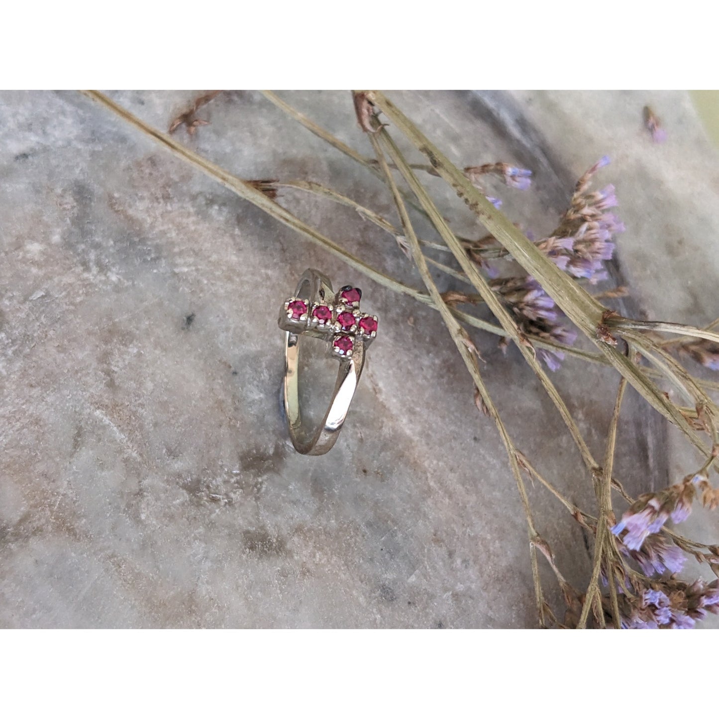 Vintage 10k White Gold Spinel Cross Shaped Ring Size 6