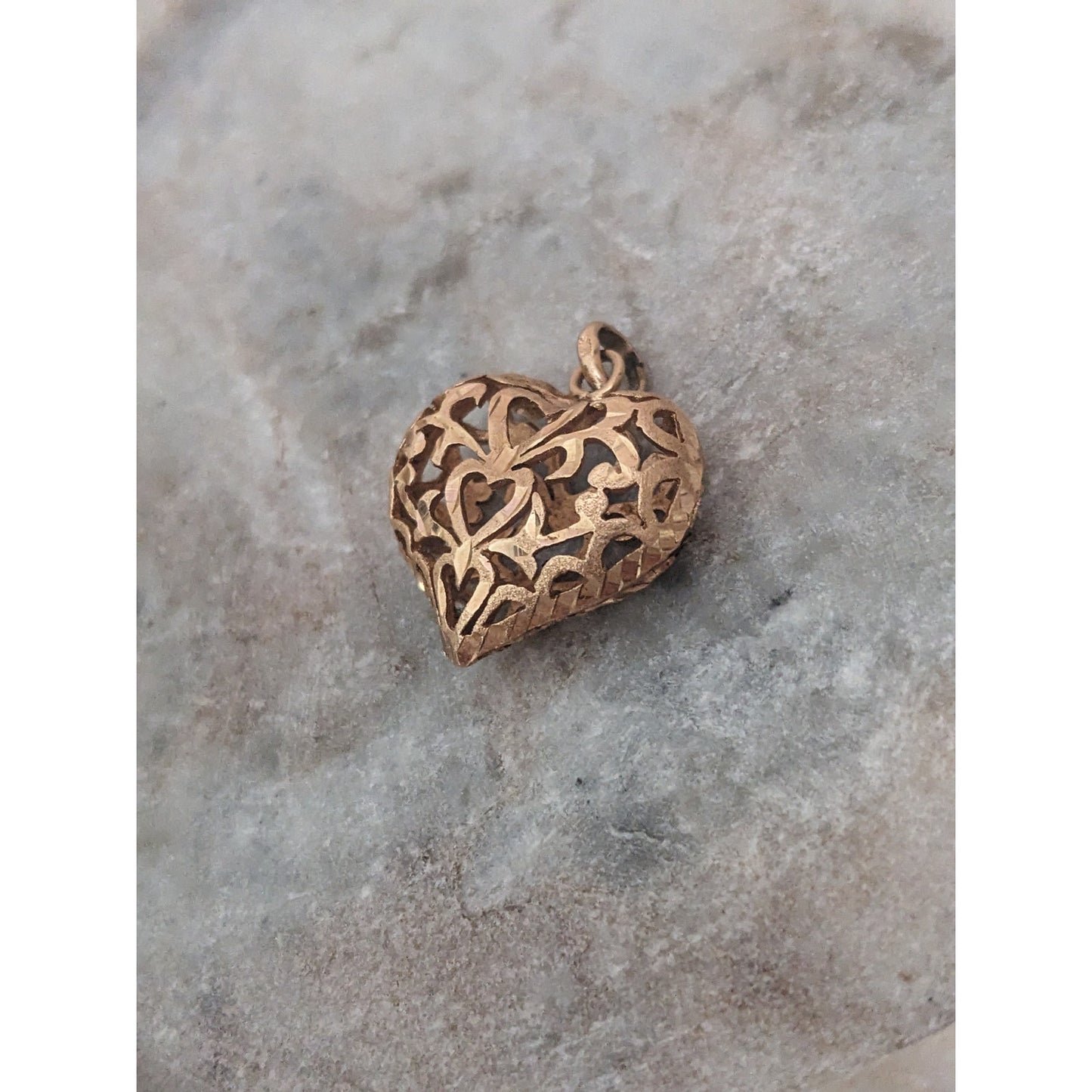 Vintage 14k Yellow Gold Triple Heart Carved Heart Shaped Pendant Charm