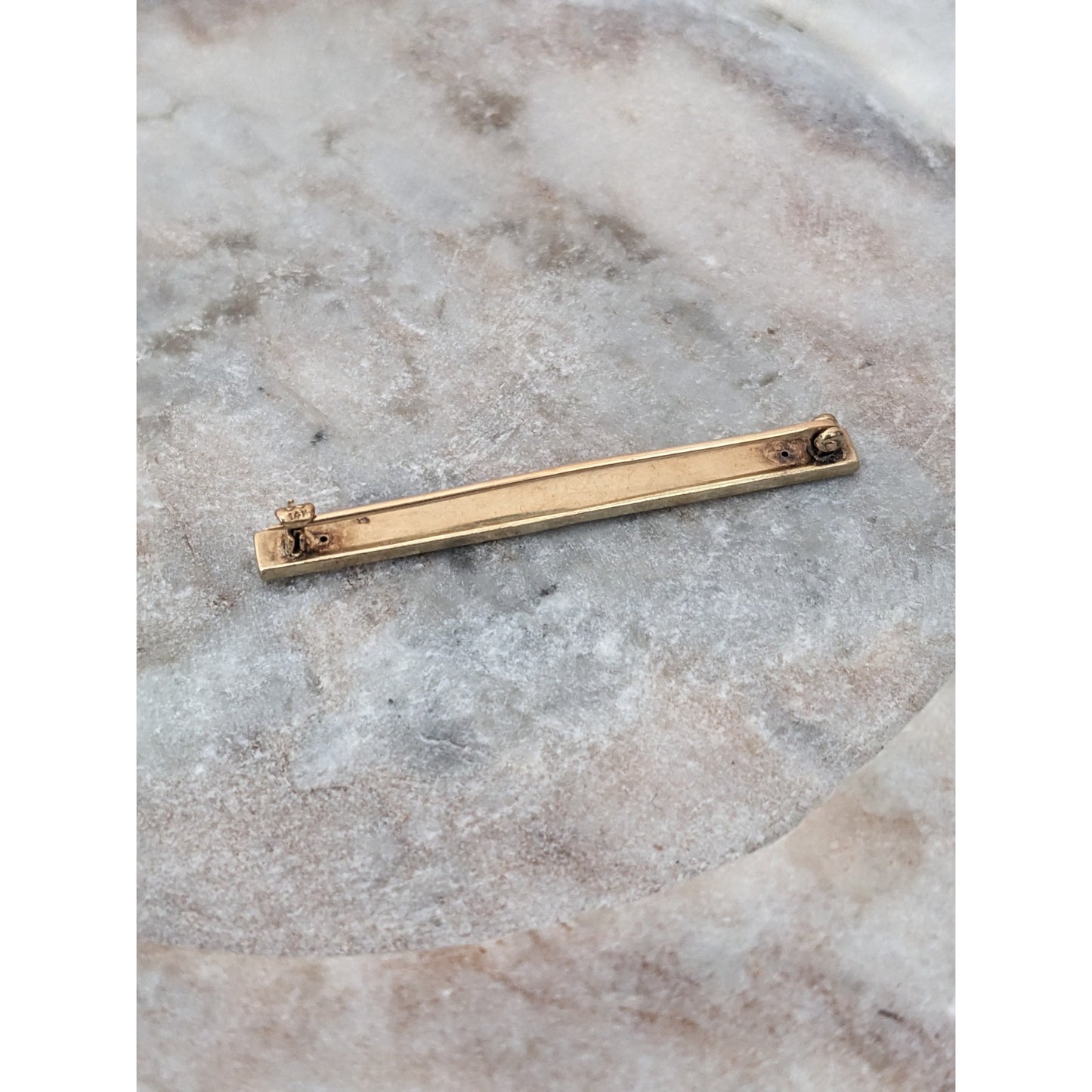 Vintage 14k White & Yellow Gold Bar Brooch with Blue Sapphire