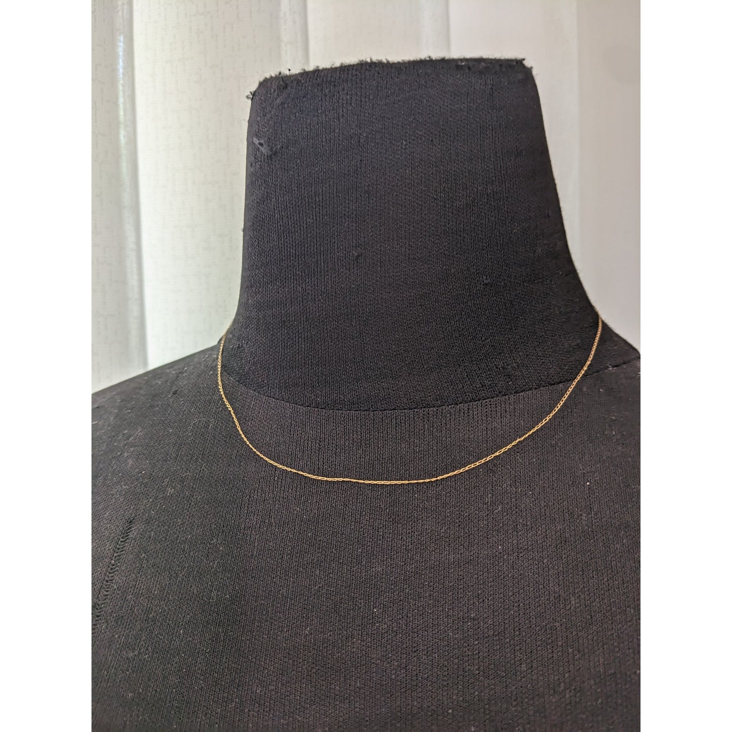 Estate 14k Yellow Gold VERY THIN Dainty Minimal 0.6mm Necklace 16.5in