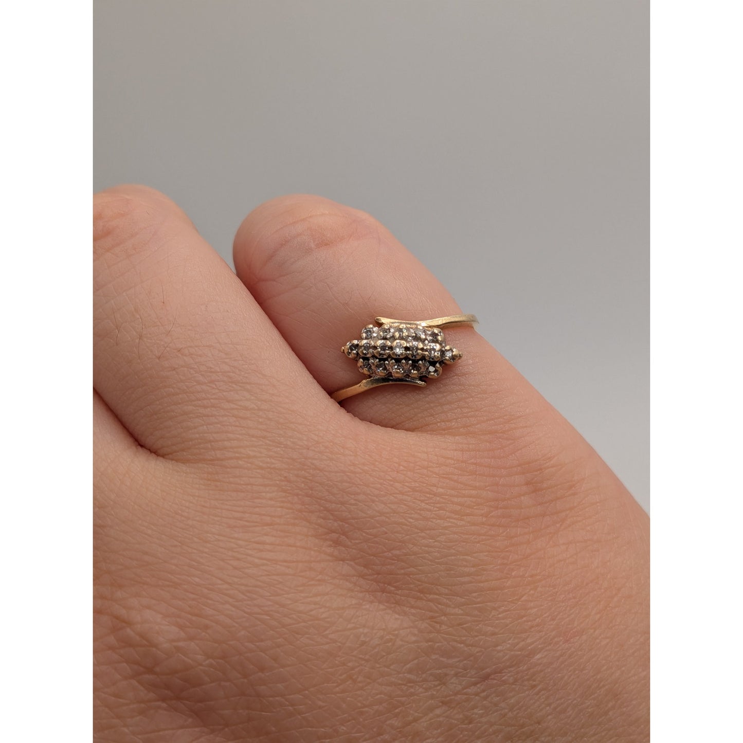 Vintage 10k Yellow Gold Diamond Cluster Ring Size 5.75