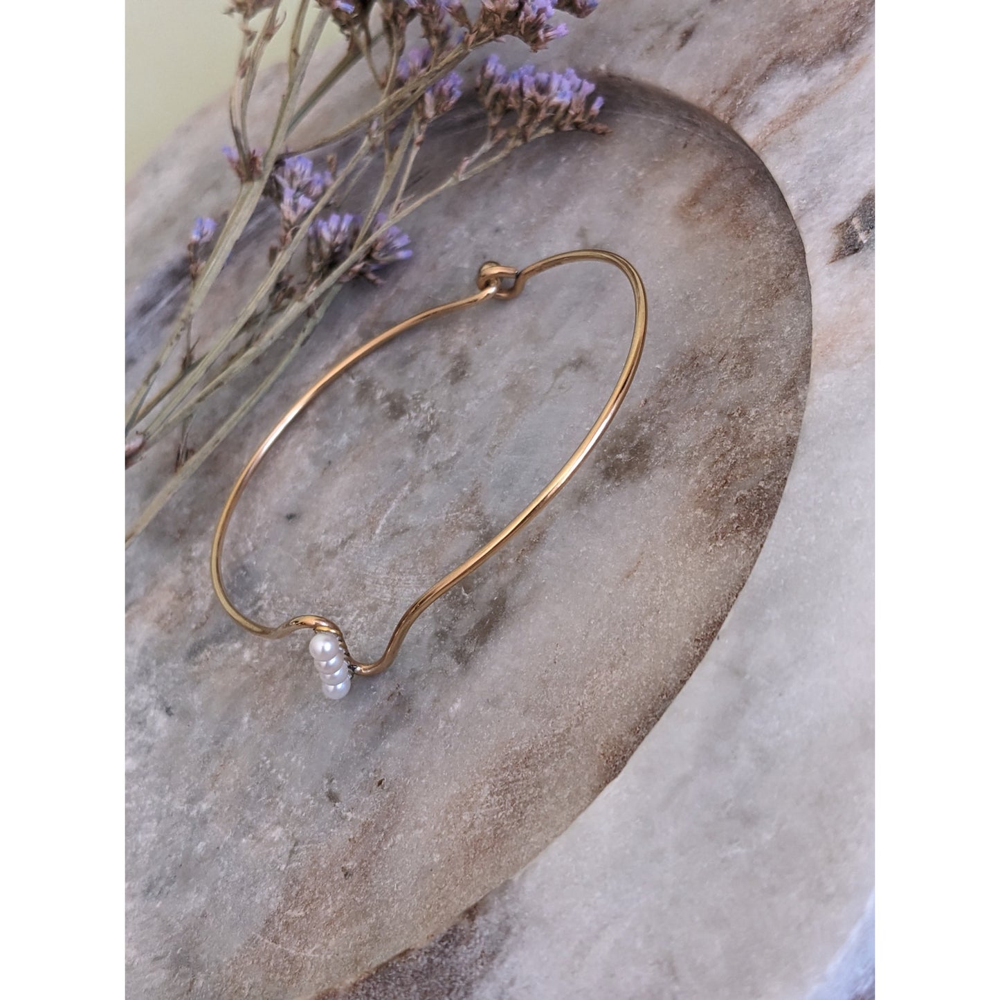 Vintage Unmarked 14k Yellow Gold Bangle Bracelet with Faux Pearls