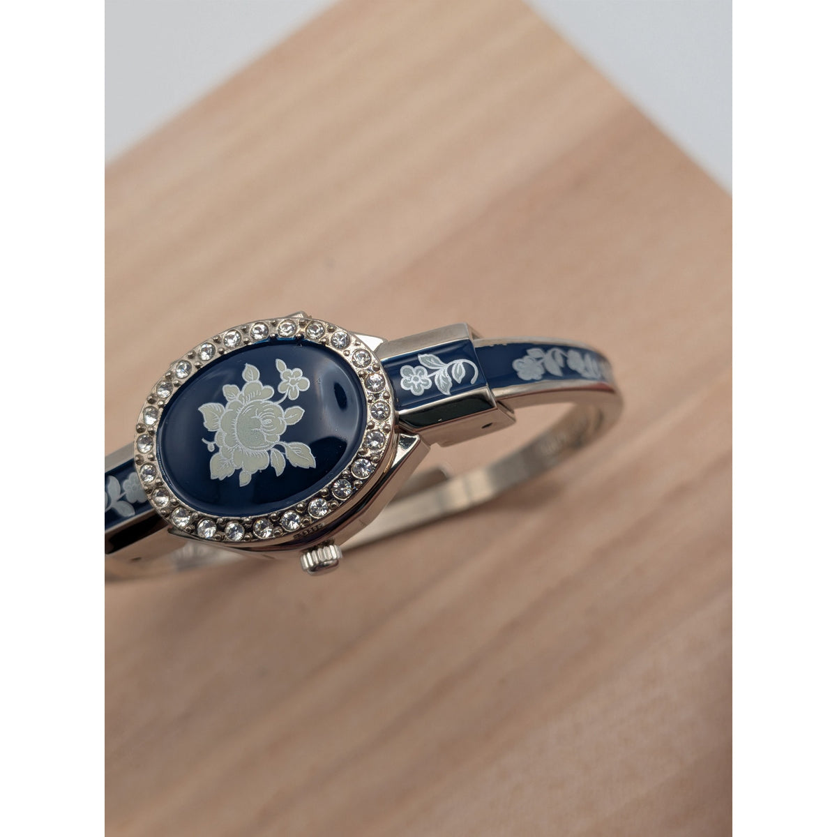 Vintage Andre Mouche Silver Tone Peekaboo Watch Blue Enamel White Flowers w/Box