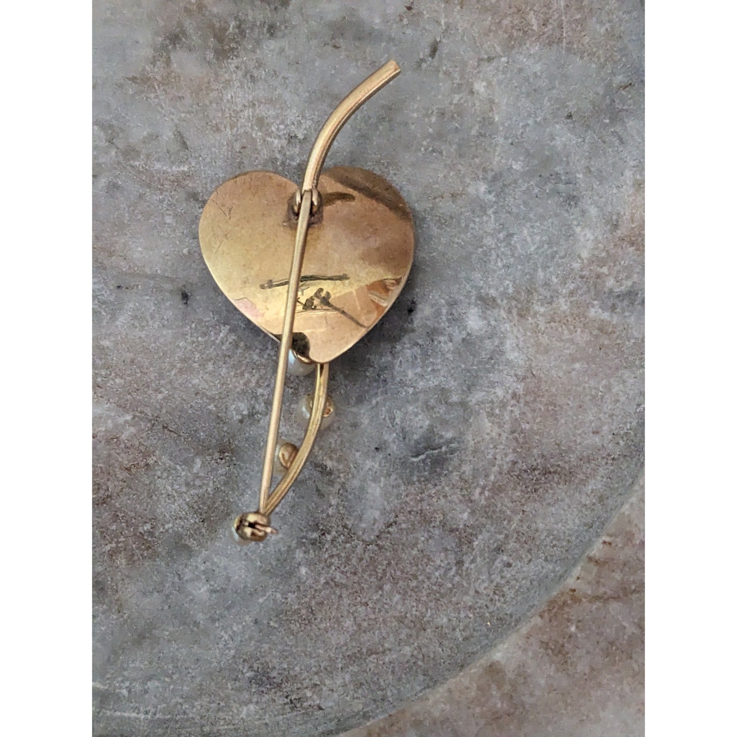 Vintage 14k Yellow Gold heart Leaf with Faux Pearls Brooch