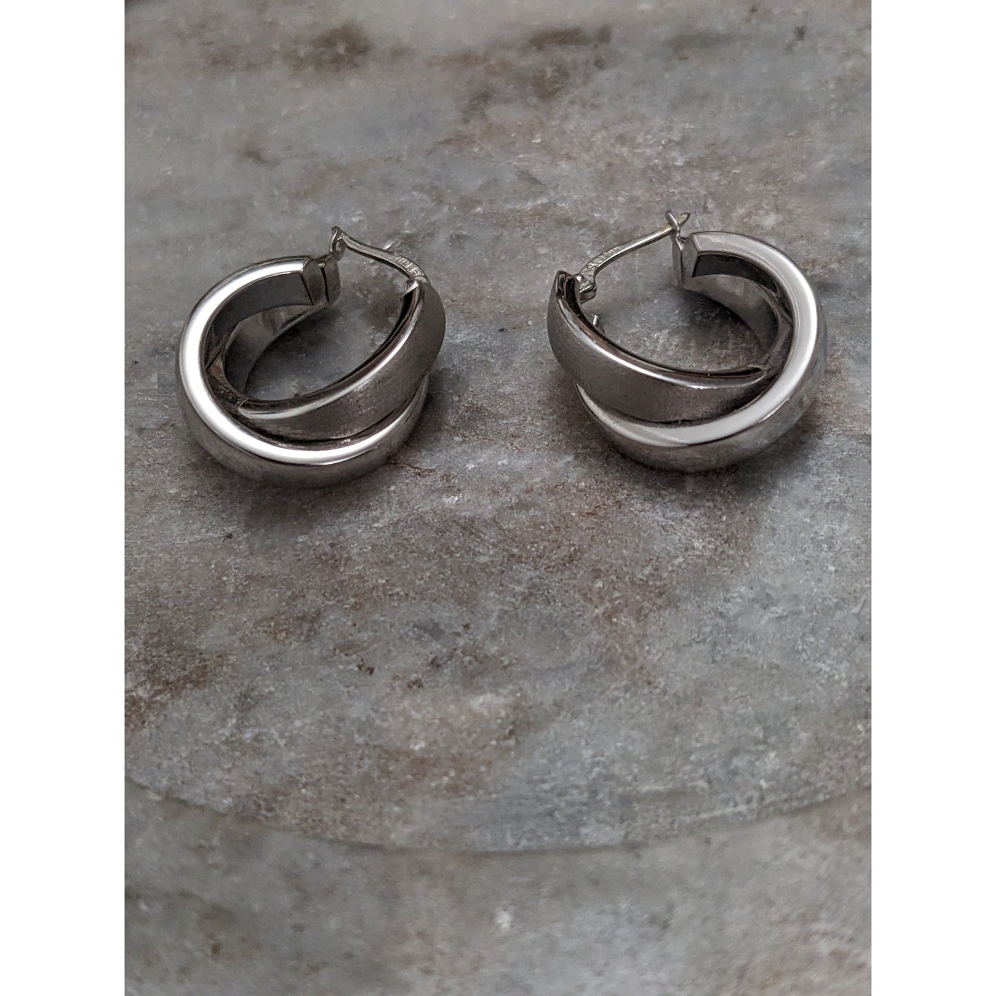 Vintage 14k White Gold Criss Cross Hoop Earrings