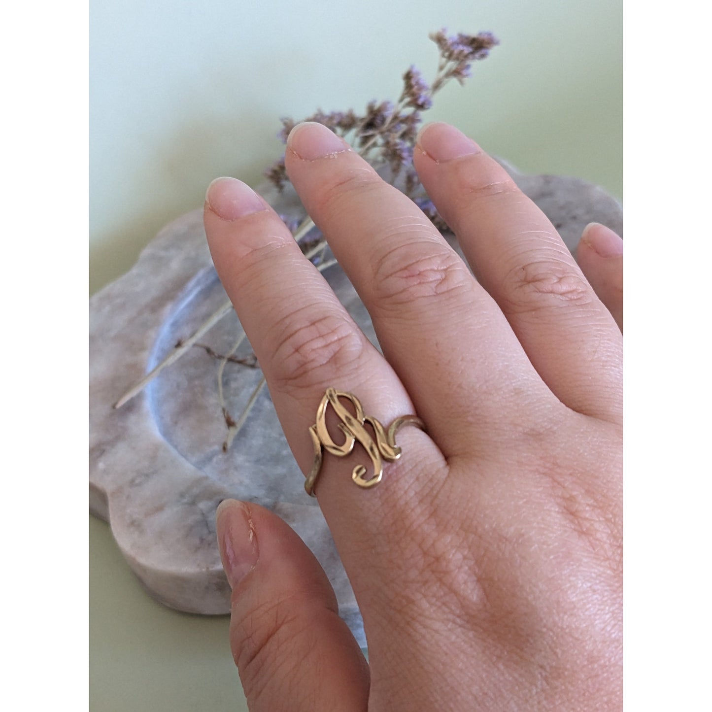 Vintage 10k Yellow Gold "B" Monogram Cursive Letter Ring Size 7.75