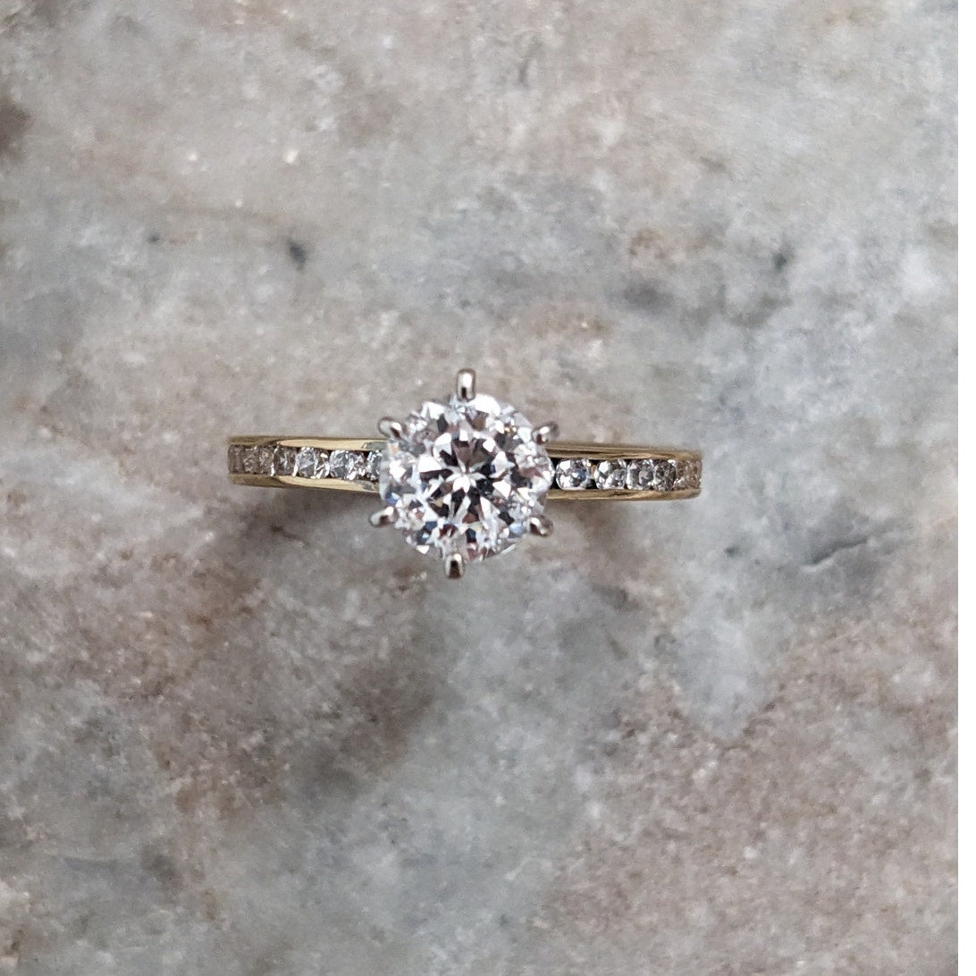 Estate Diamonique QVC 14k Yellow Gold CZ Stones Eternal Love Ring Size 9