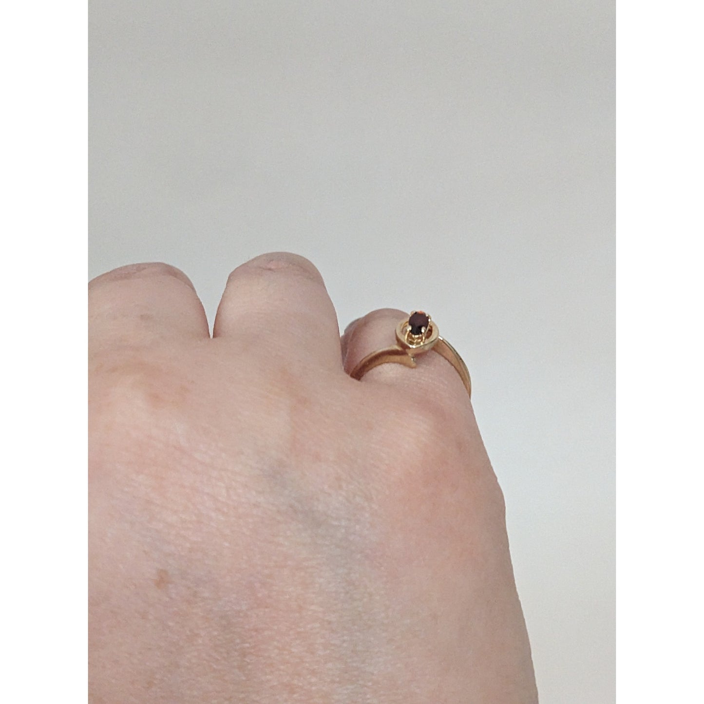 Vintage 14k Yellow Gold Ring with Marquise Red Stone Size 6.5