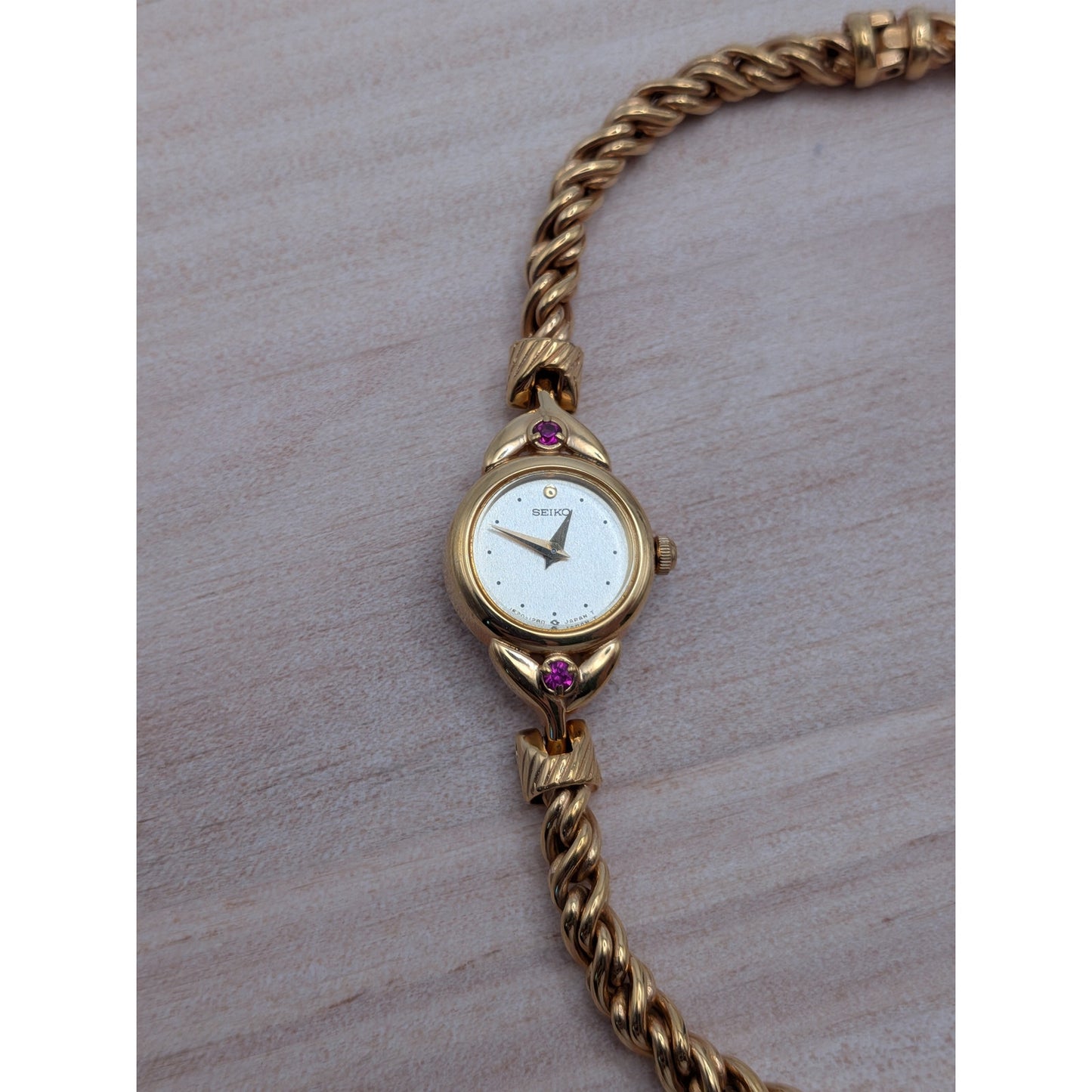 Vintage Seiko Dainty Gold Tone Rope Watch with Pink Stones