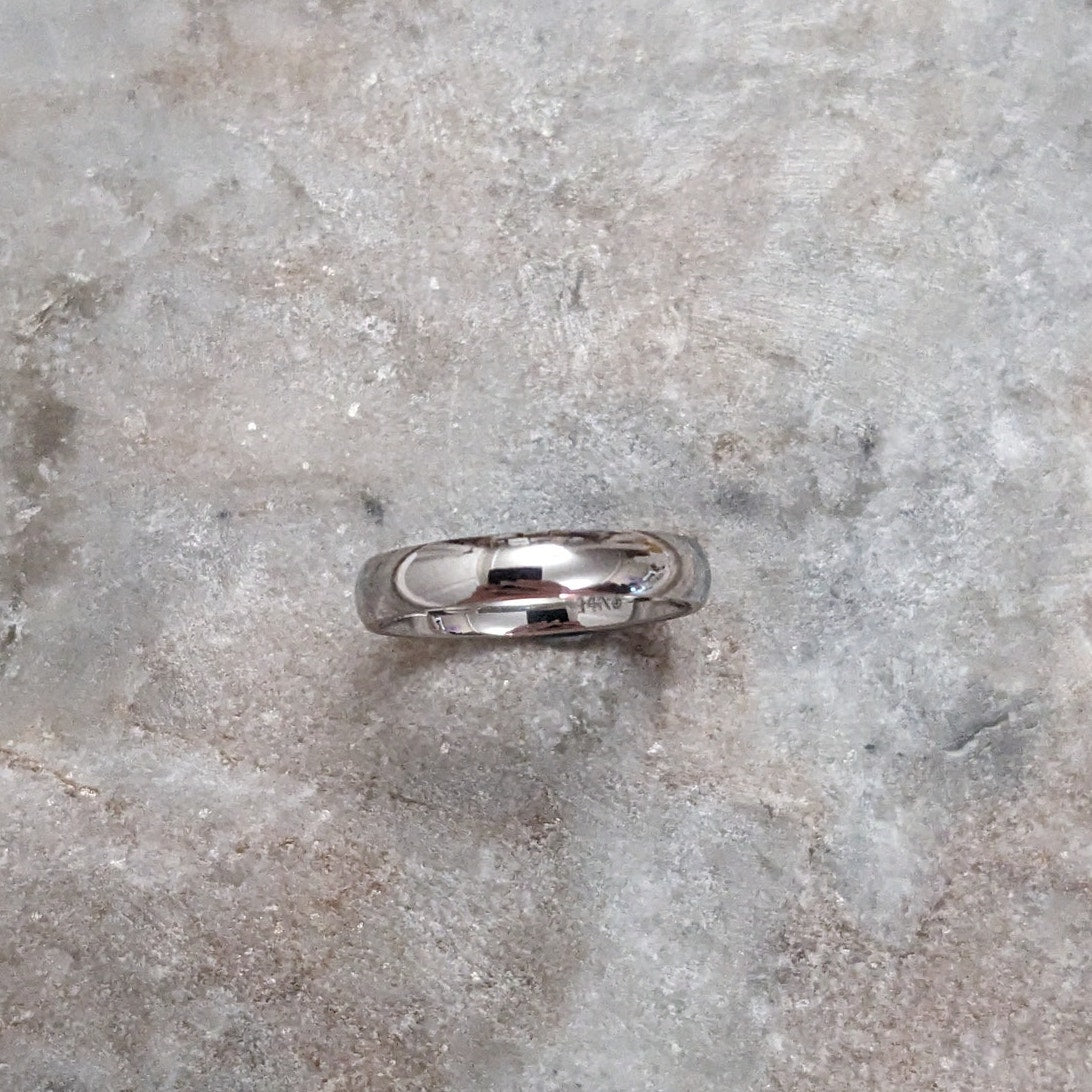 Preowned 14k White Gold Simple Dainty Band Ring / Midi Ring Size 3