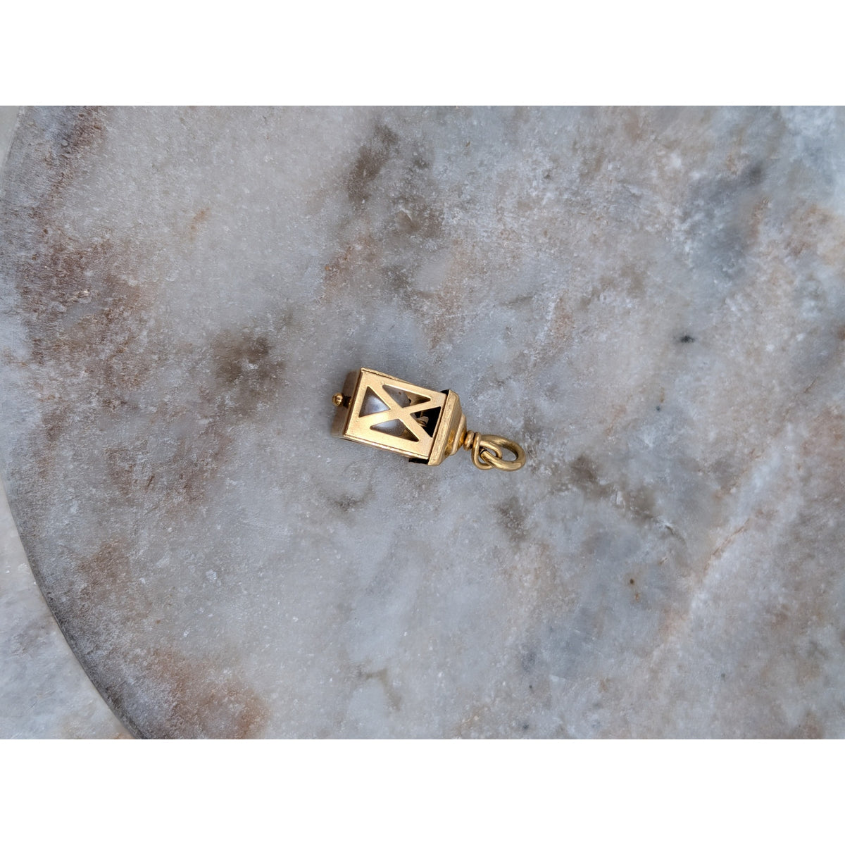 Vintage Unmarked 18k Solid Gold Lantern Holding Pearl Charm w/ Jump Ring (open)