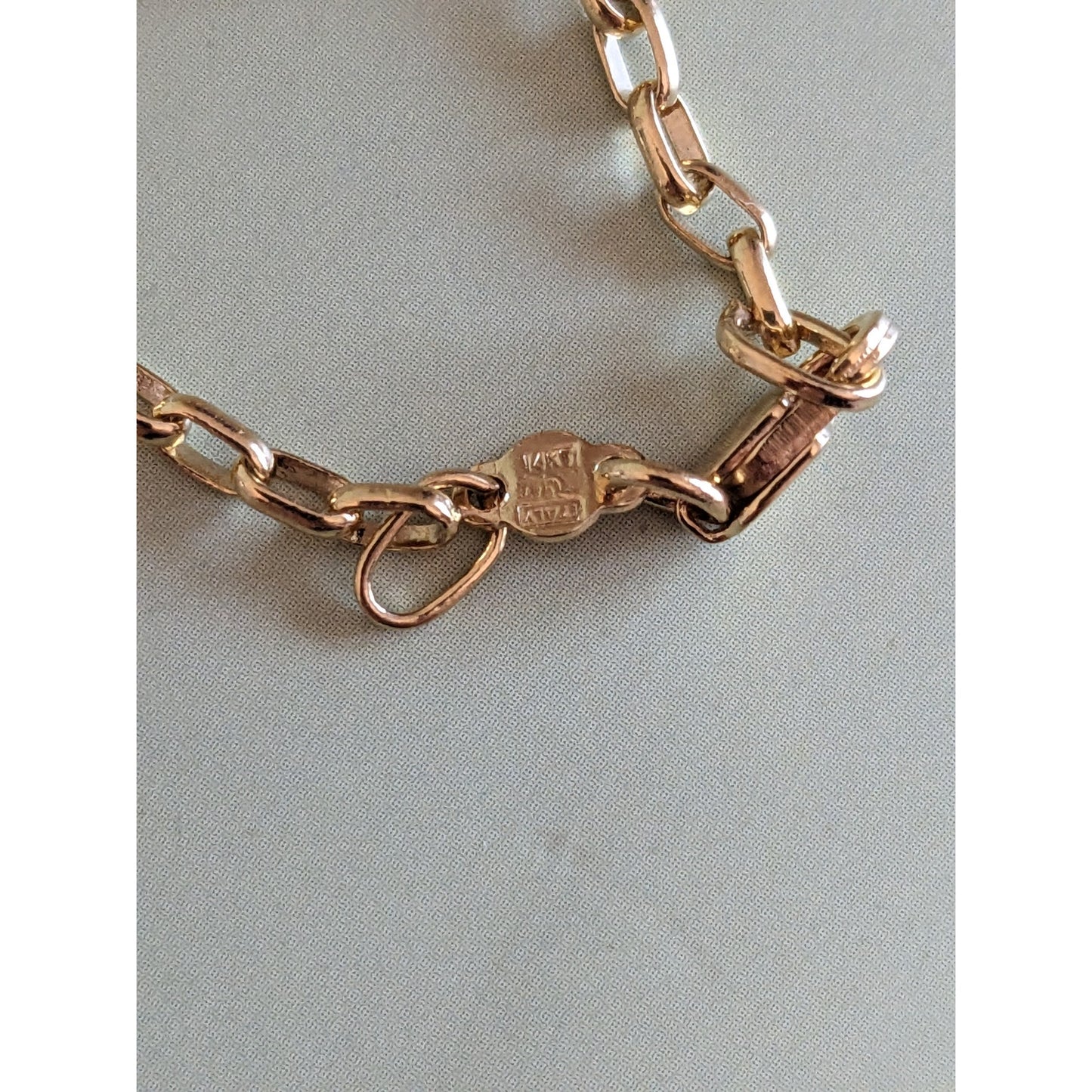 Estate 14k Yellow Gold Italy Dainty Mini Chain with Heart Charm Bracelet