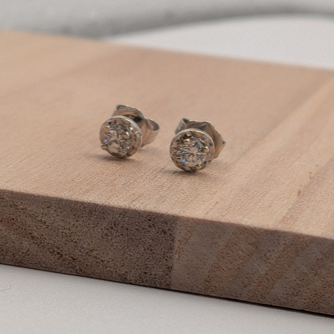 Estate 14k White Gold Illusion Studs with Diamond Center