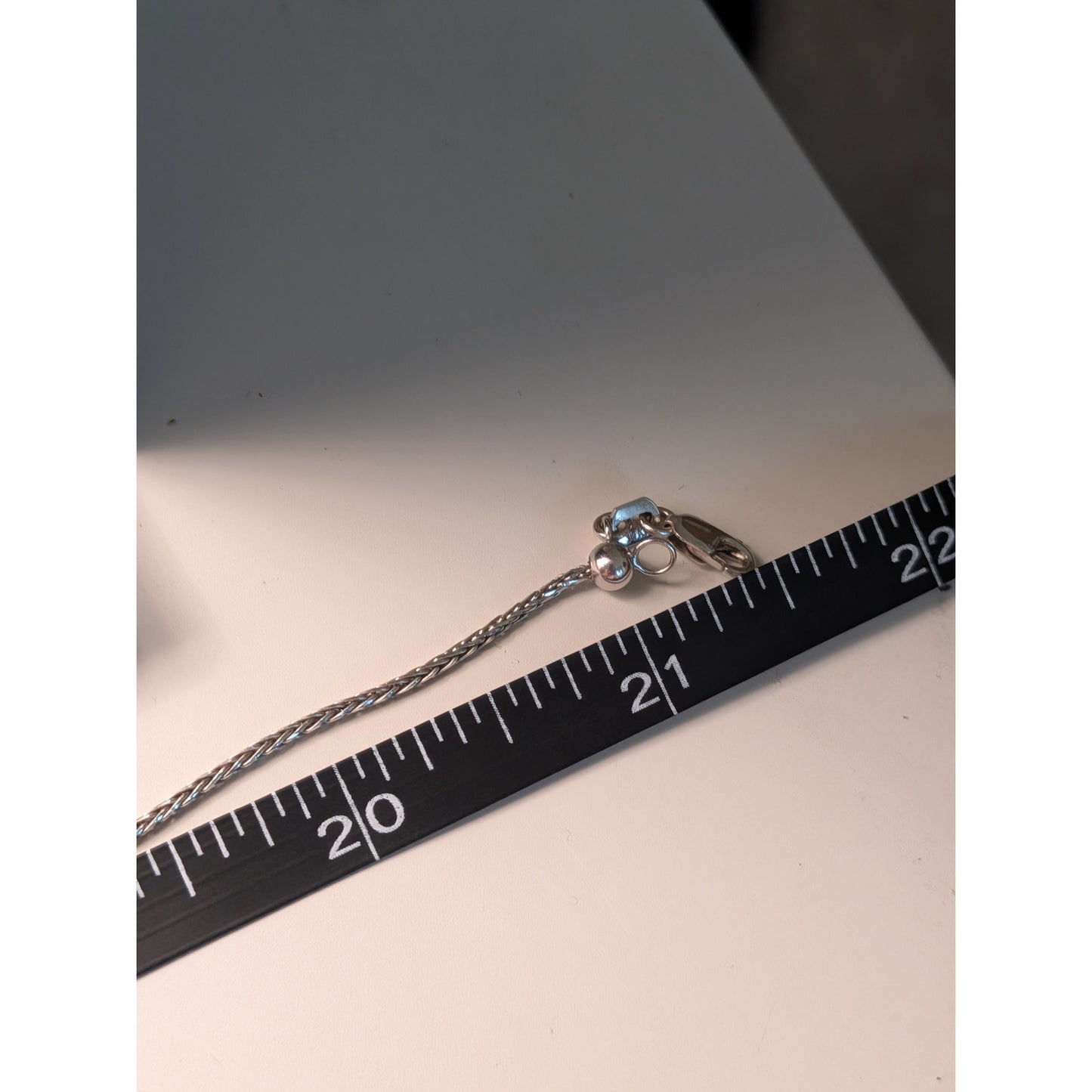 Preowned Versatile 14k White Gold Wheat Chain Necklace Sliding Clasp