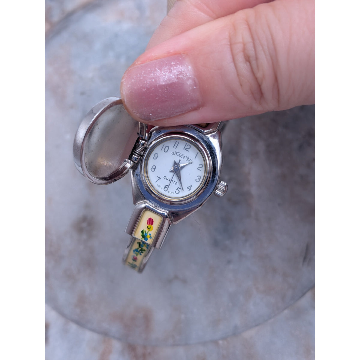 Vintage Soleil Silver Tone Peekaboo Watch Yellow Enamel Red Flowers