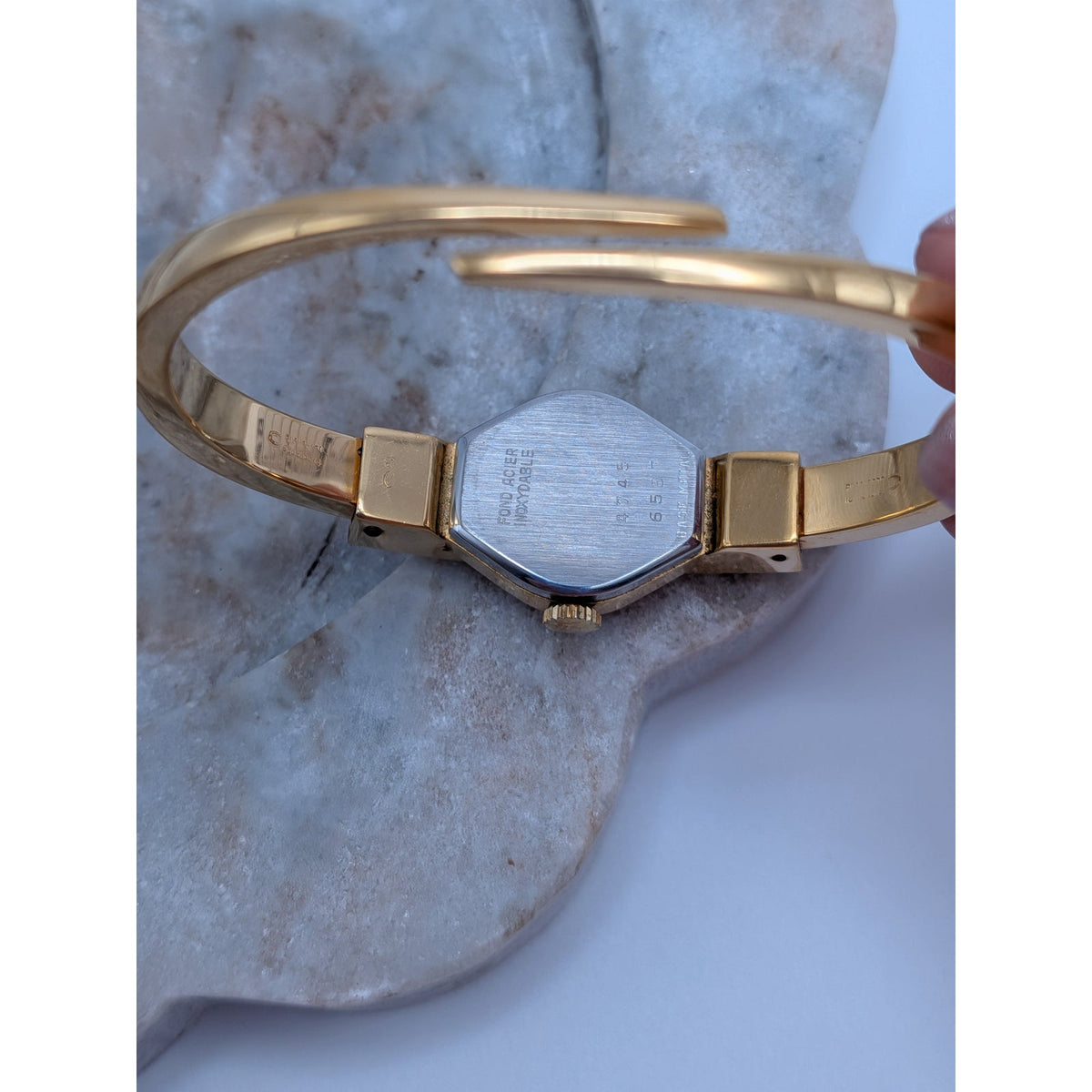 Vintage Consul MANUAL Gold Tone Peekaboo Watch Black Enamel Gold Birds & Flowers