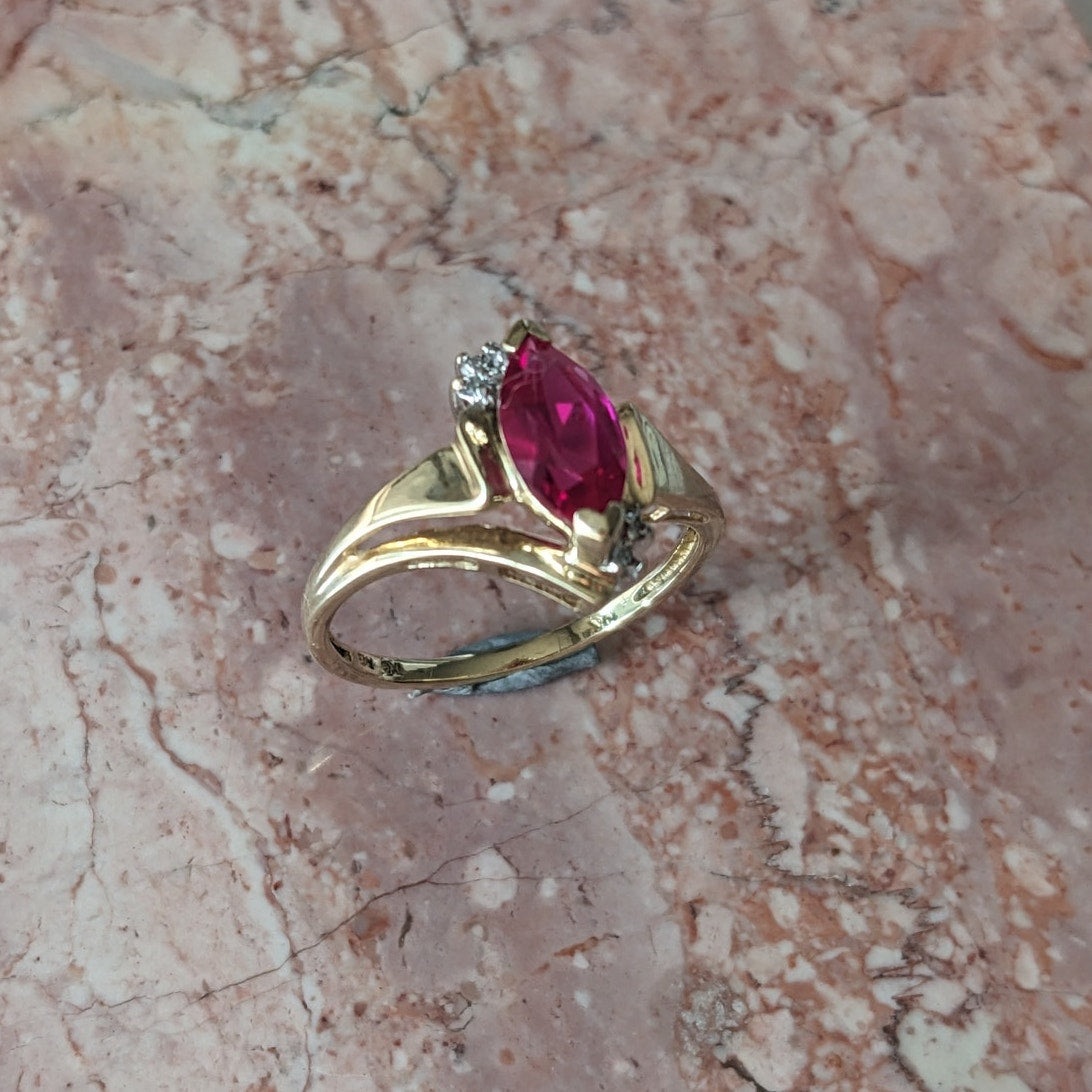 Vintage 10k Yellow Gold Faux Marquise Ruby Ring Size 7
