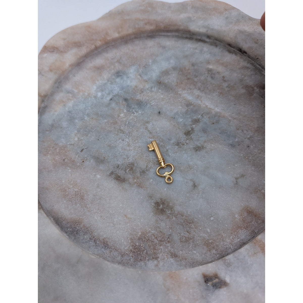 Vintage Unmarked 18k Solid Gold 3D Mini Hollow Key Charm