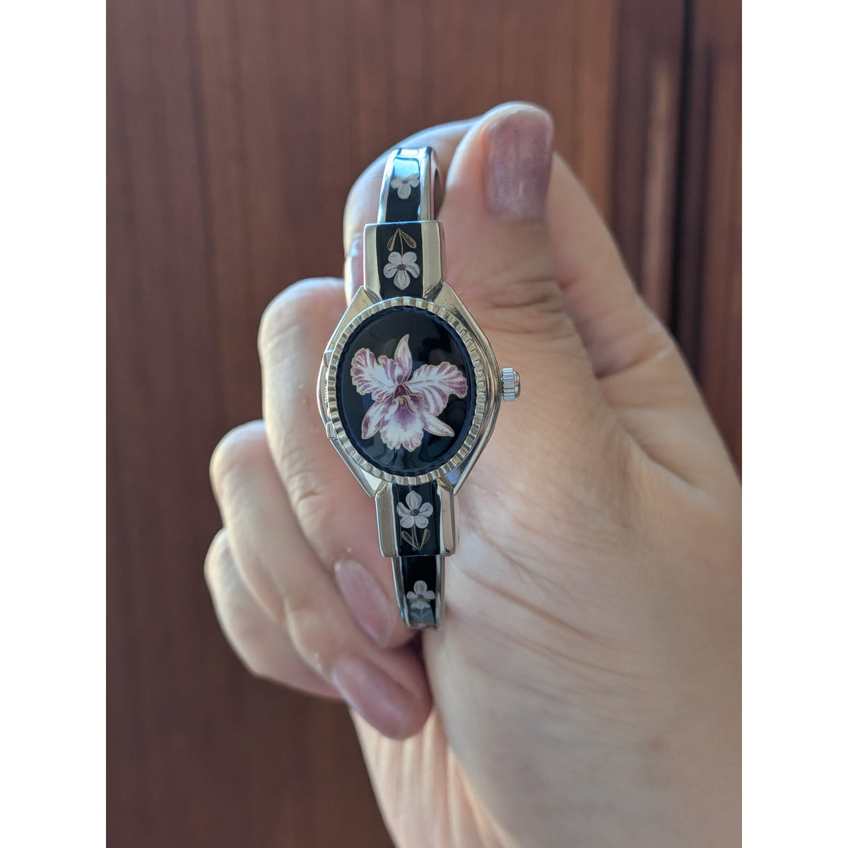 Vintage Andre Mouche Silver Tone Peekaboo Watch Black Enamel Purple Flower