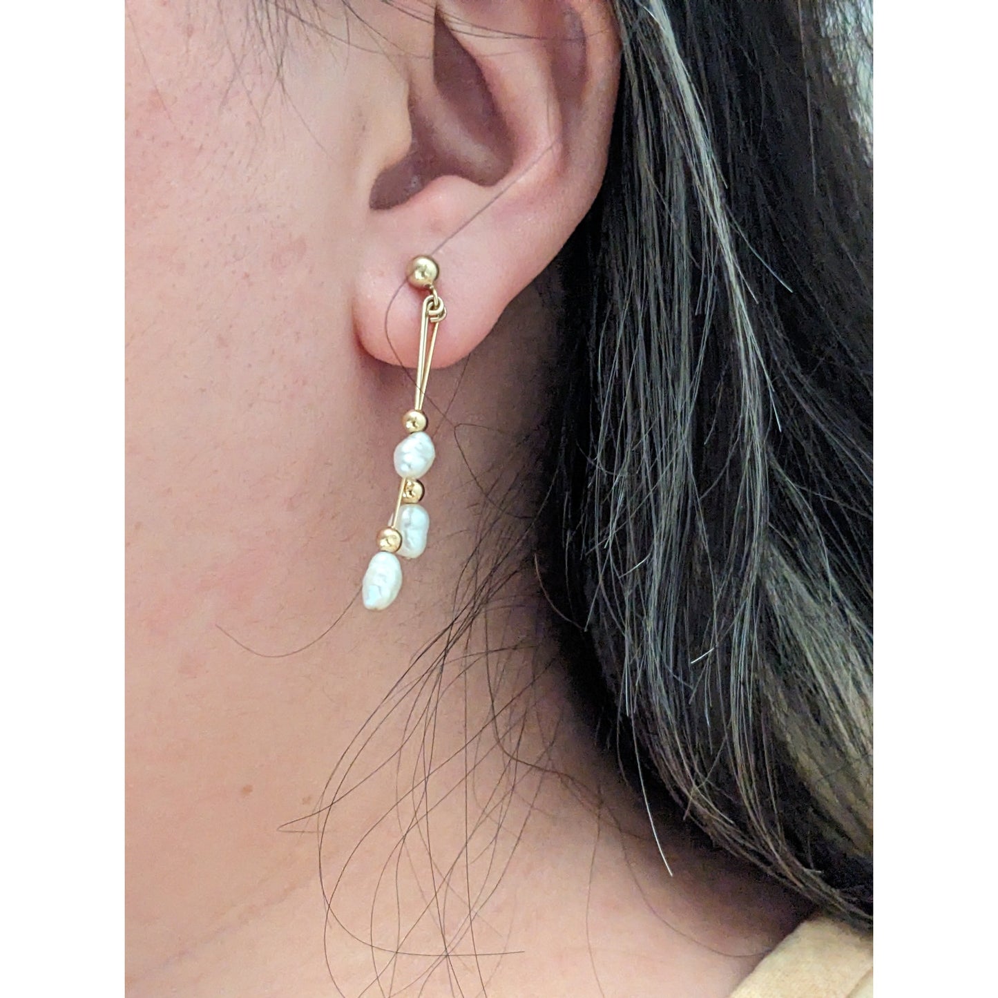 Vintage 14k Yellow Gold 3-Tier Dangle Freshwater Pearl Earrings