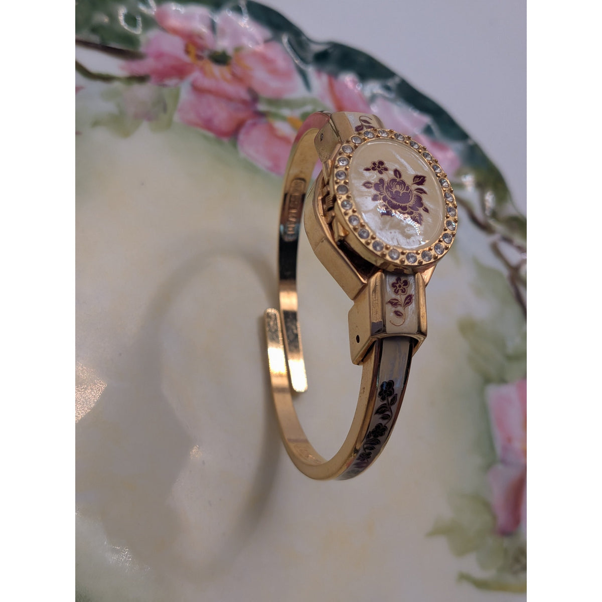 Vintage Andre Mouche Gold Tone Peekaboo Watch Cream Enamel Red Flowers & Stones